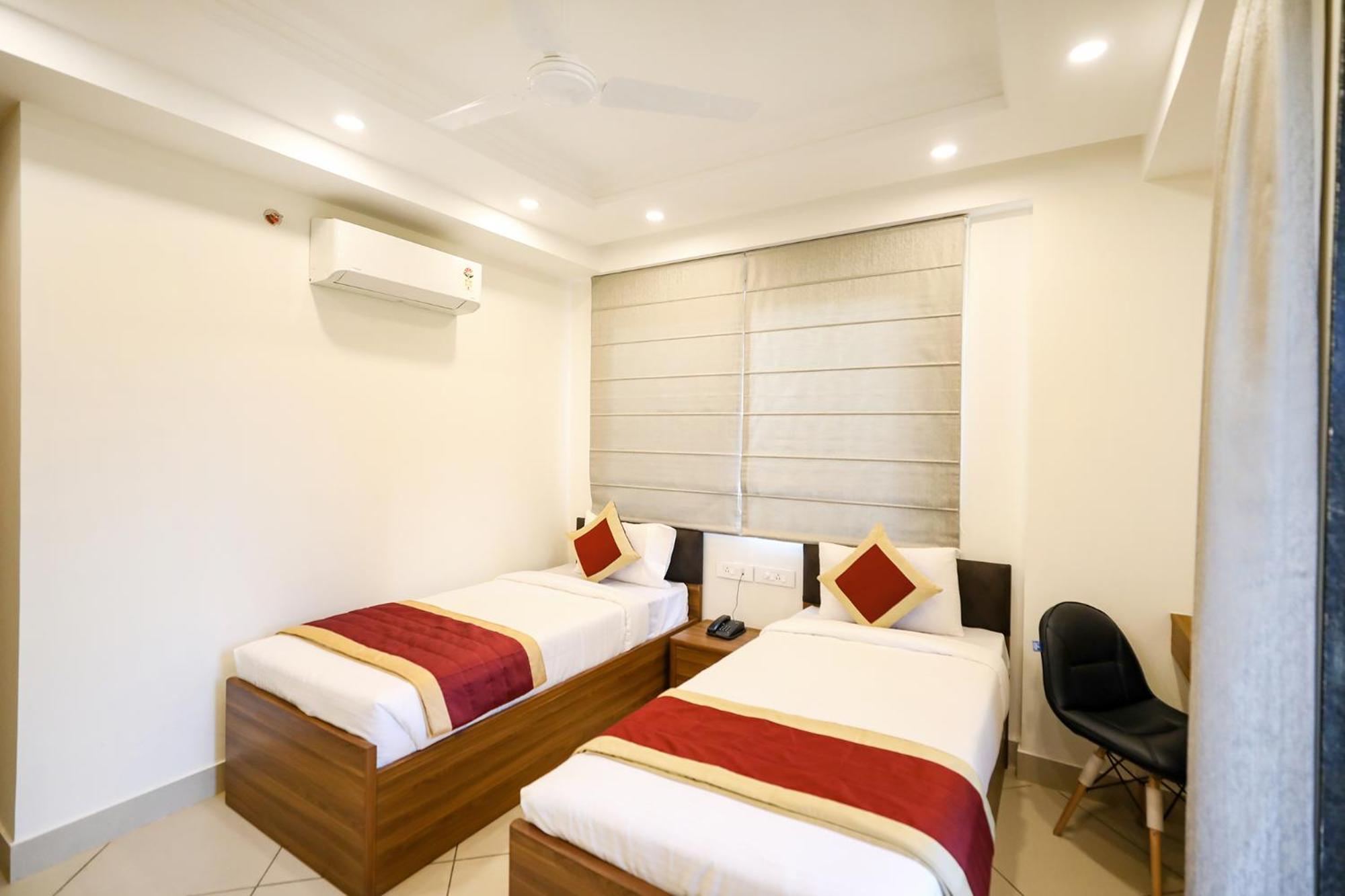 Fabhotel La Paz New Delhi