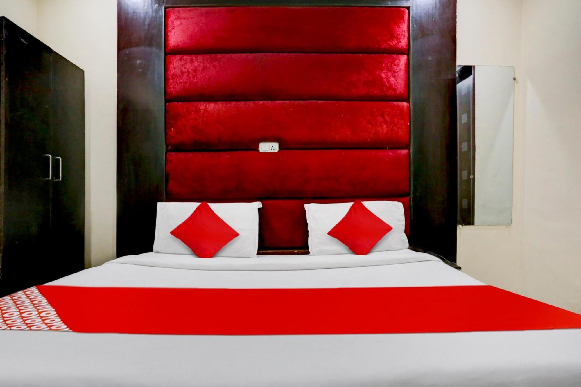 Hotel O Sagarpur New Delhi