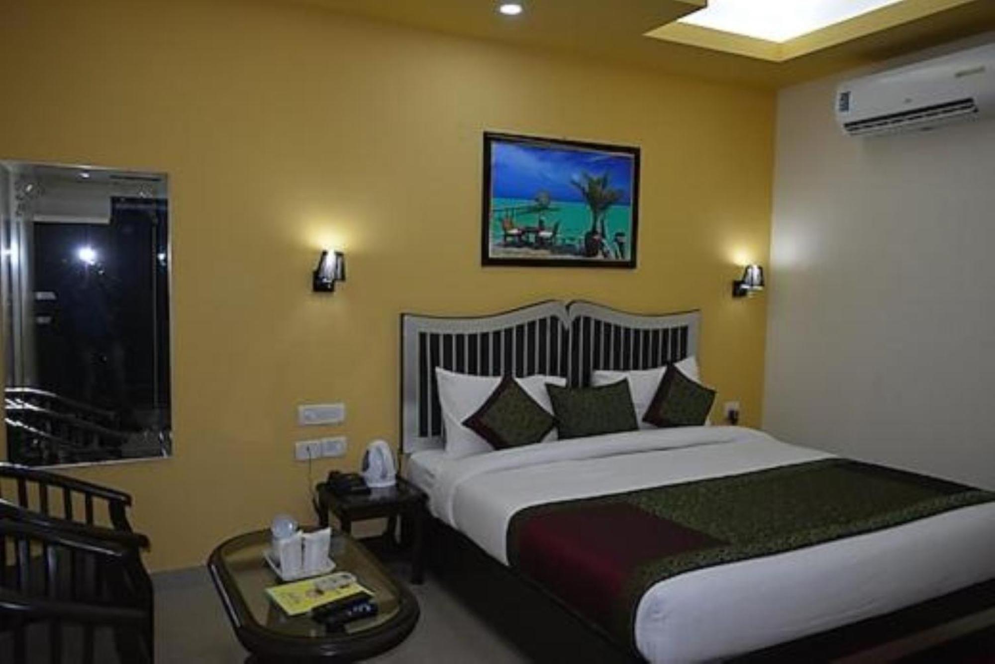 Jet Fox By Aero View Hotel, Delhi Airport