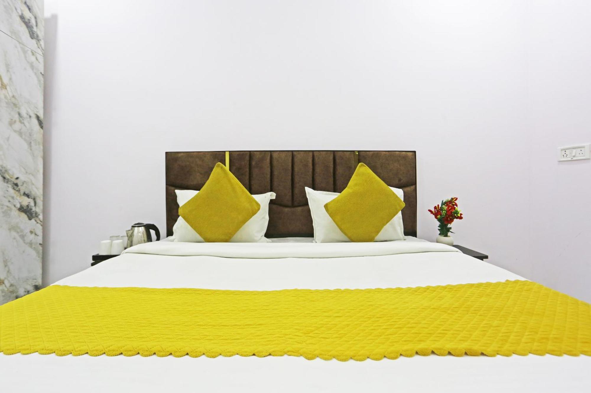 Hotel Twamev Residency