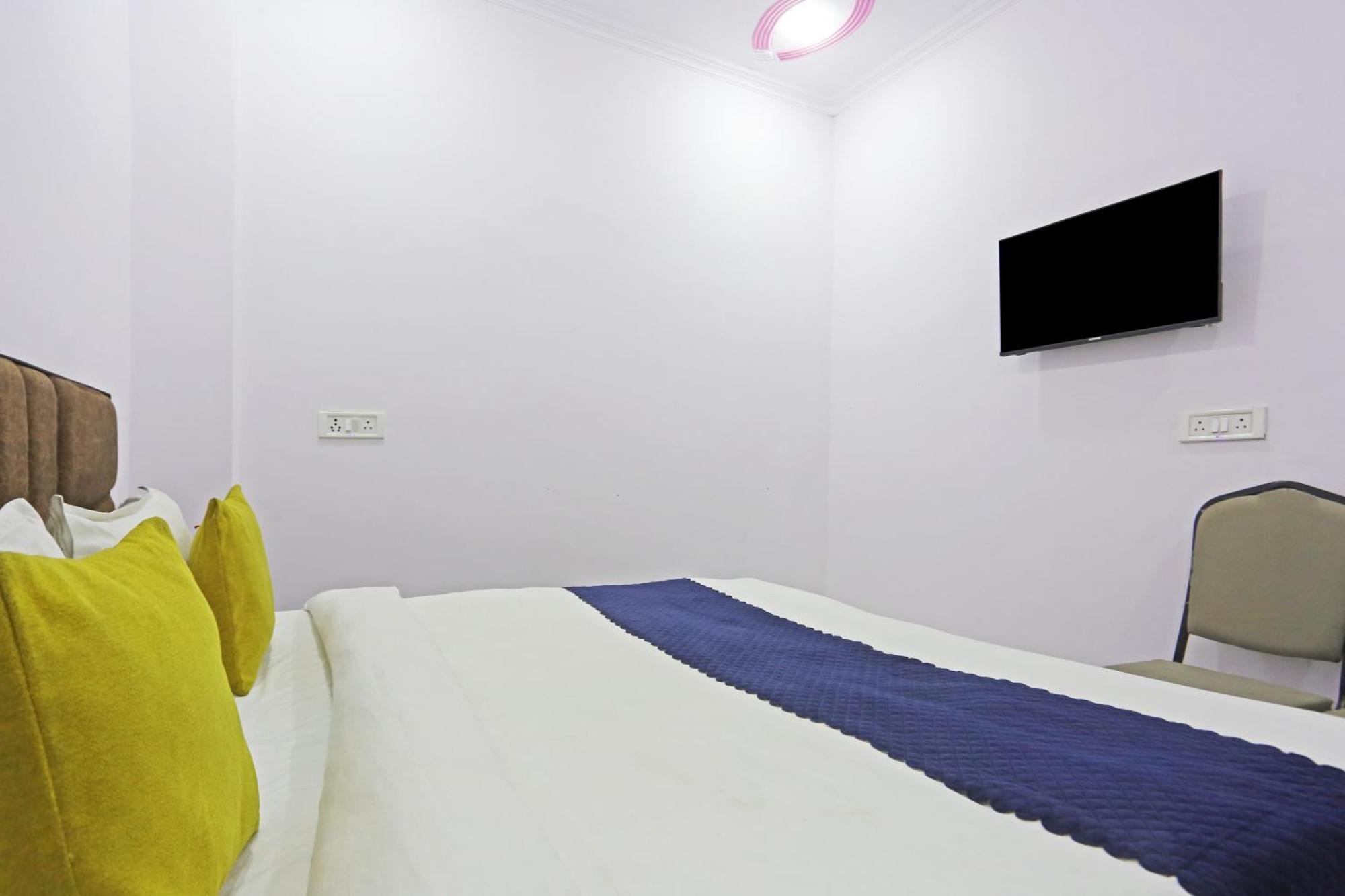 Hotel Twamev Residency 3*