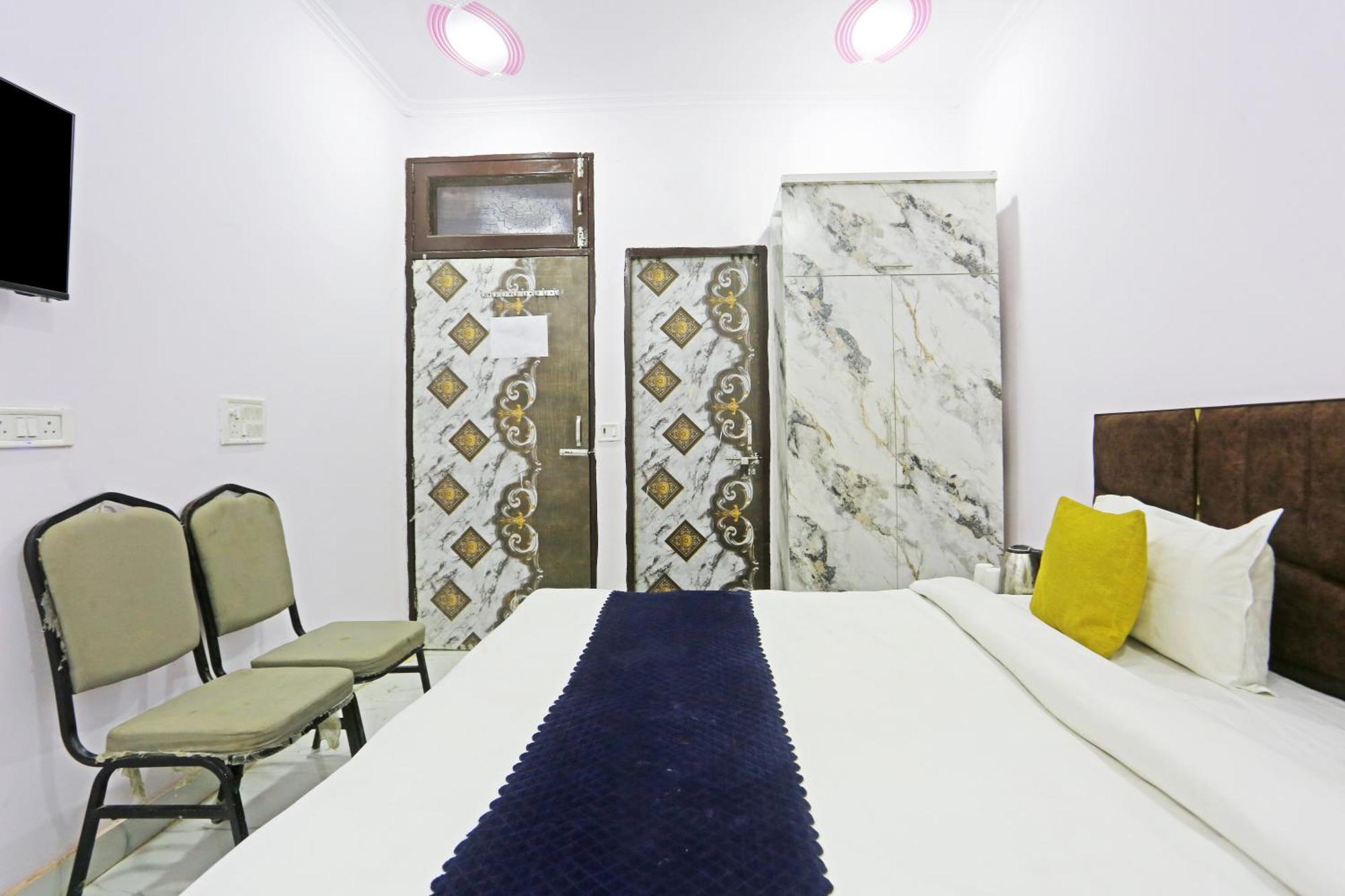 Hotel Twamev Residency 3*