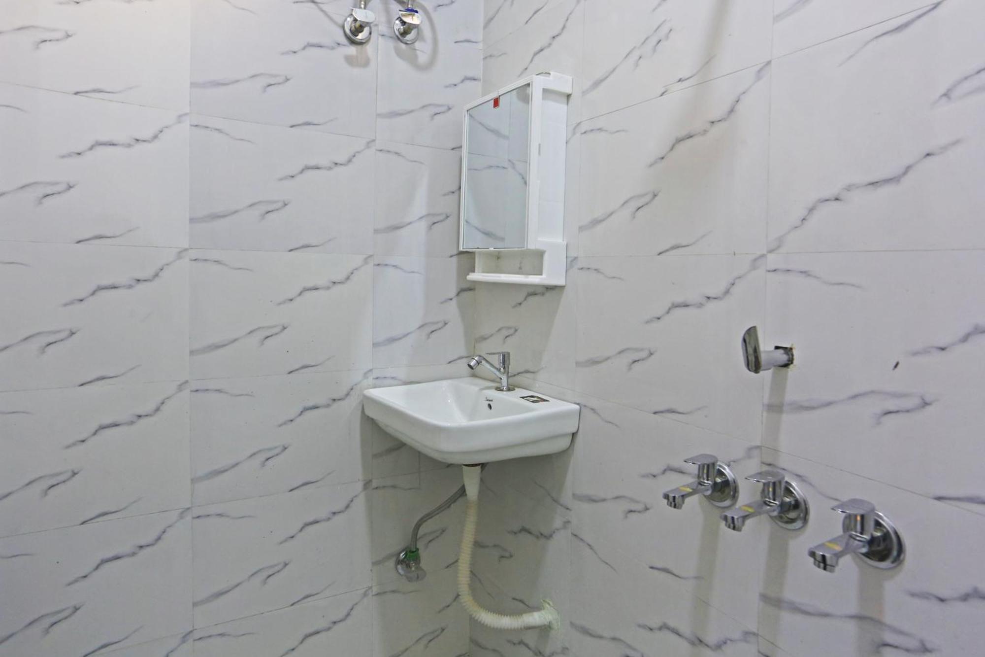 Twamev Residency Hotel Delhi (National Capital Territory of India)
