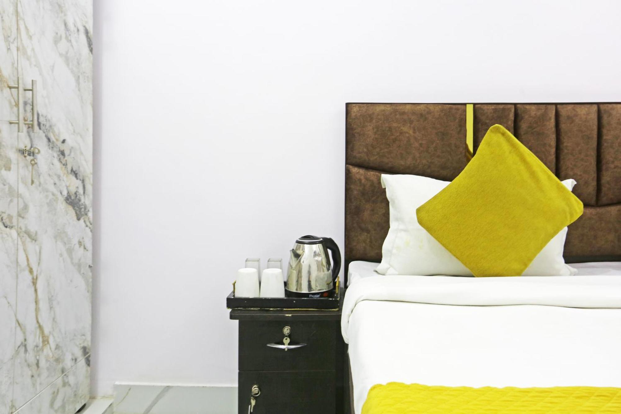 Twamev Residency Hotel Delhi (National Capital Territory of India)