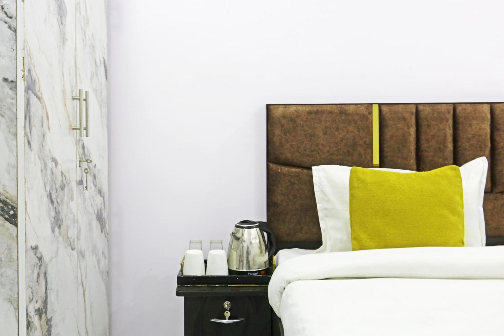 Hotel Twamev Residency Delhi (National Capital Territory of India)