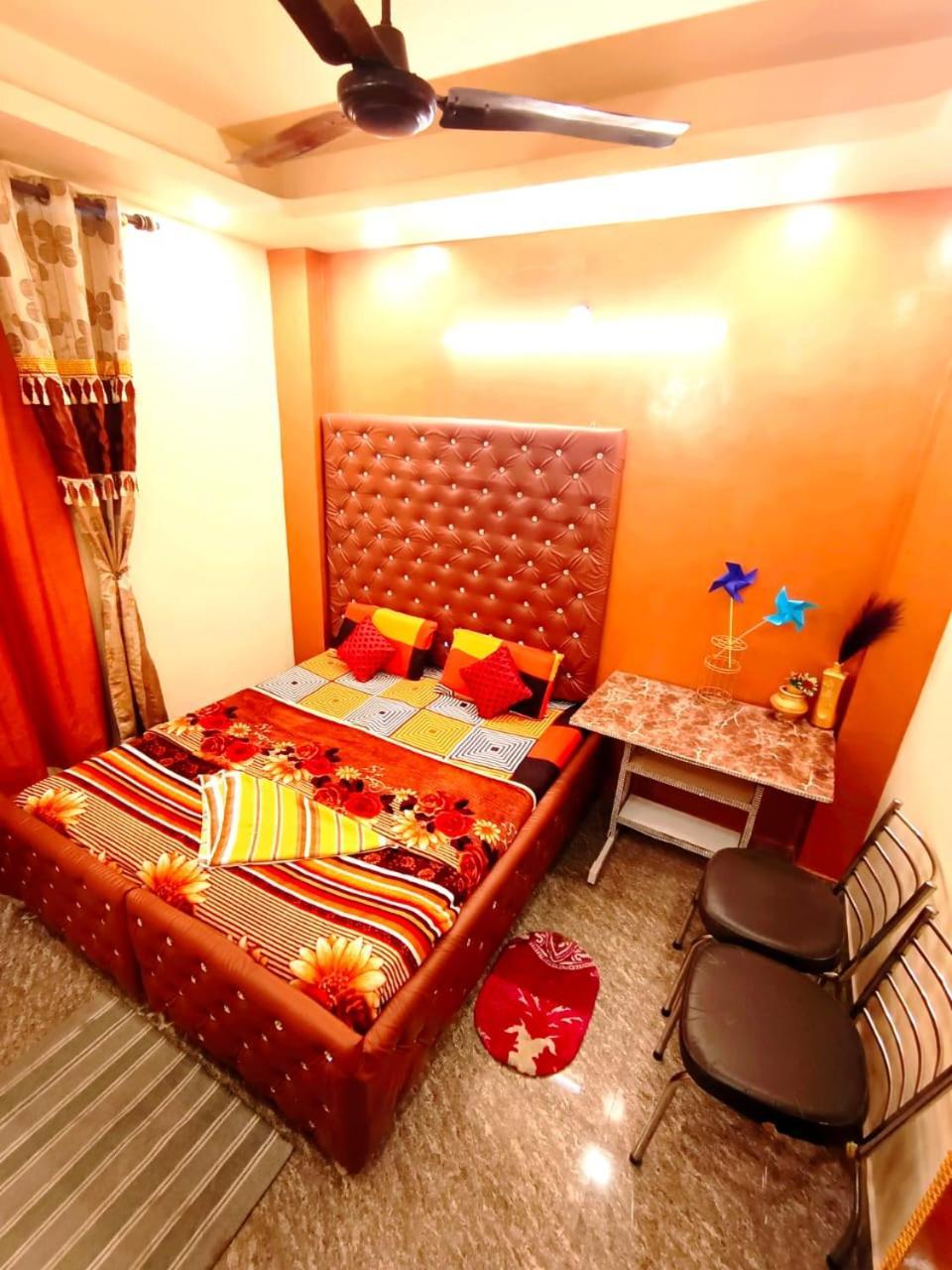 Love hotel Lover's Point