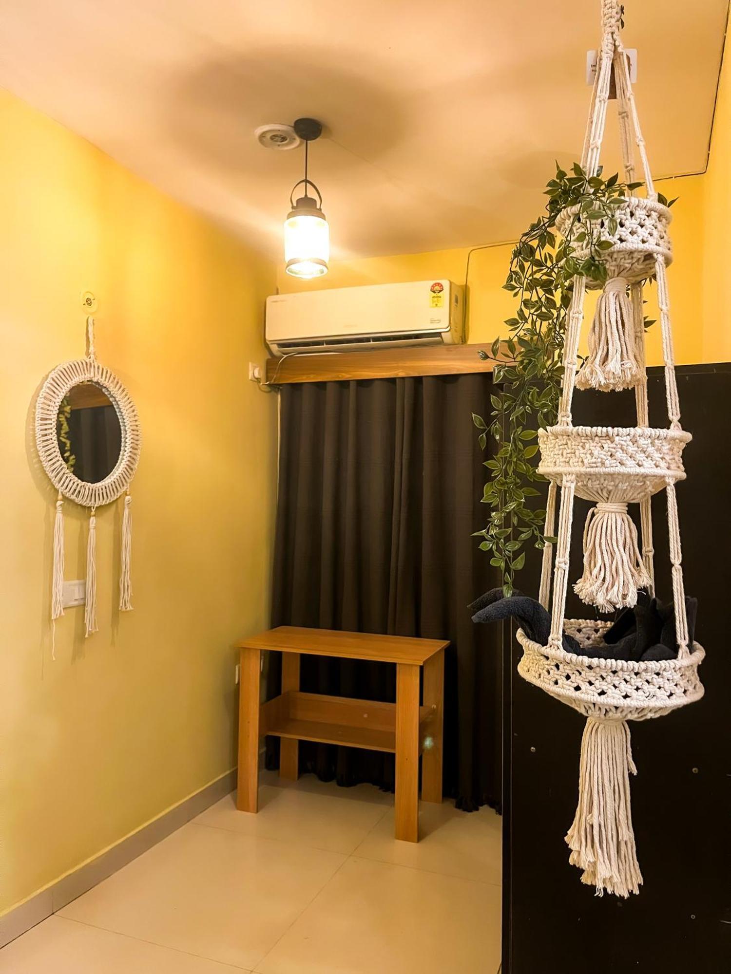 Atharva's By Goaround Homes - Nehru Enclave Metro, South Delhi *