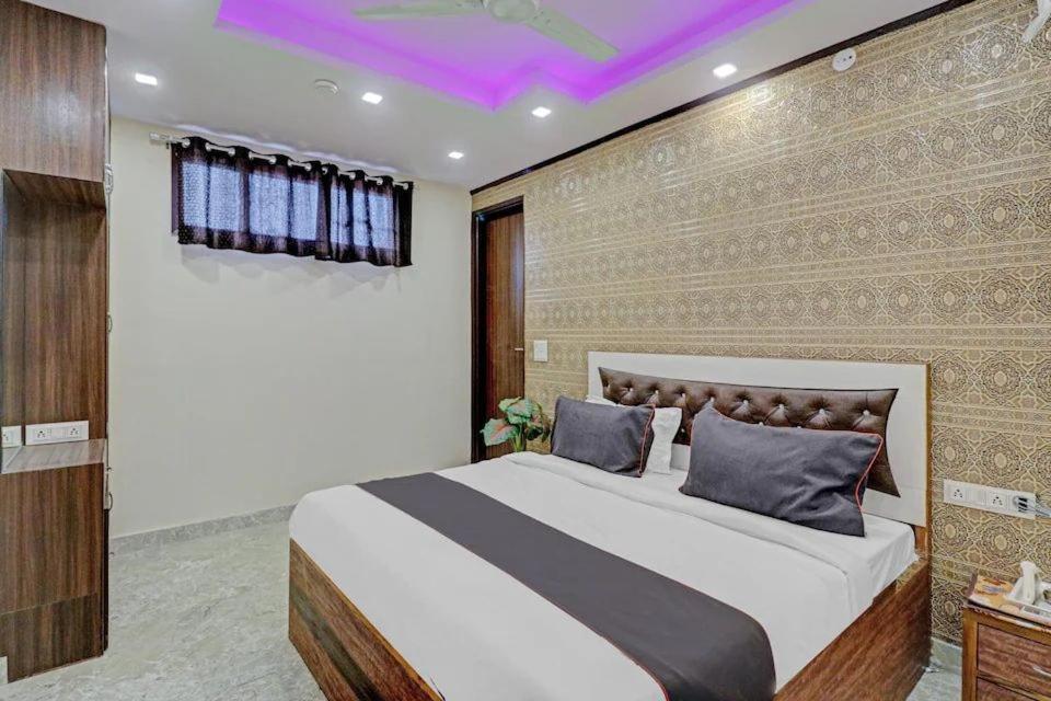 New Plaza Hotel 3*