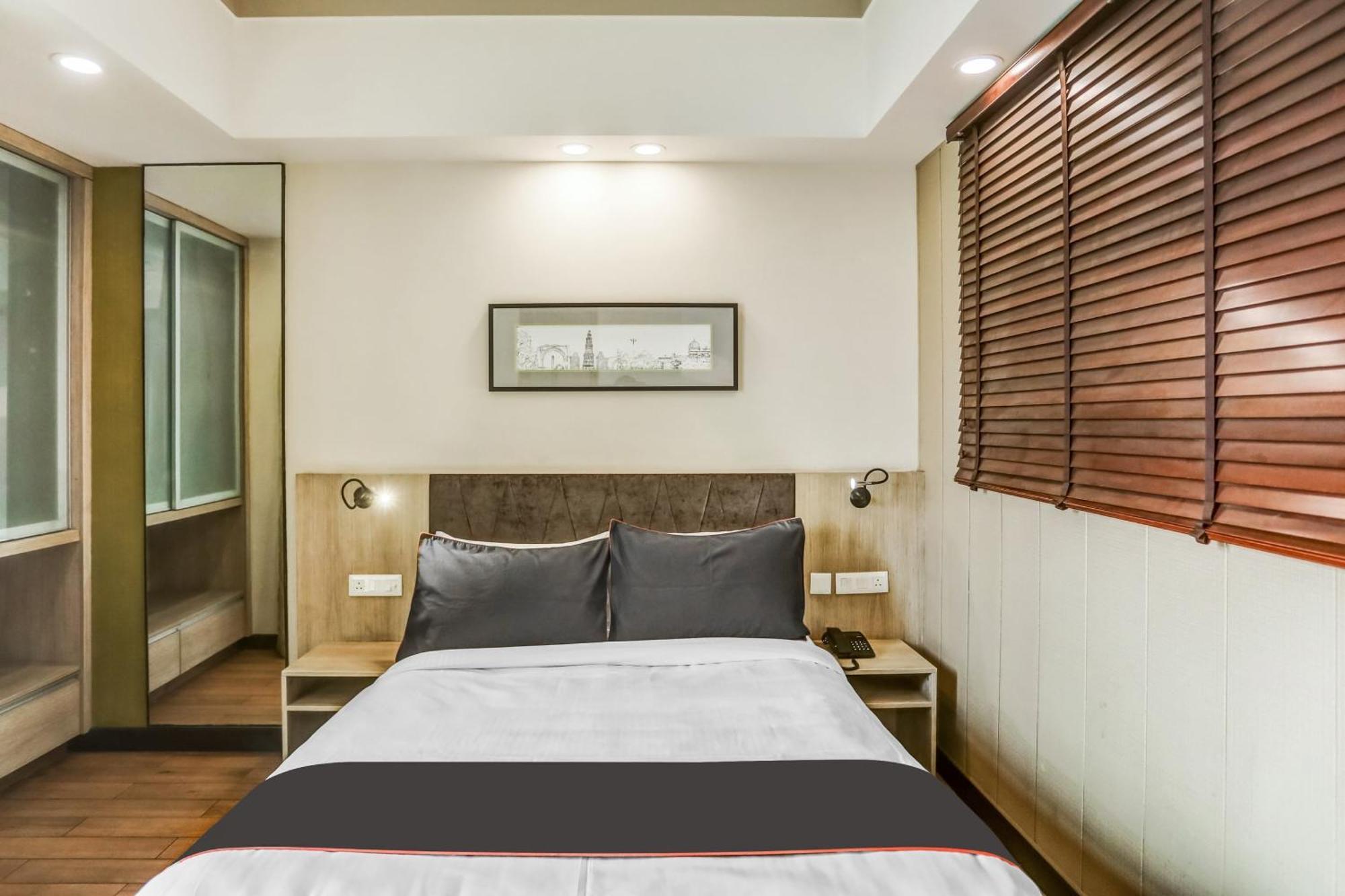 Hotel Collection O Limewood Delhi (National Capital Territory of India)