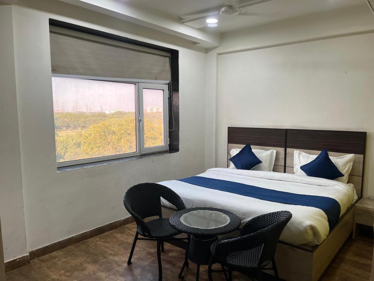 Aerostar Gold - Opposite Max Healthcare Hotel 3*