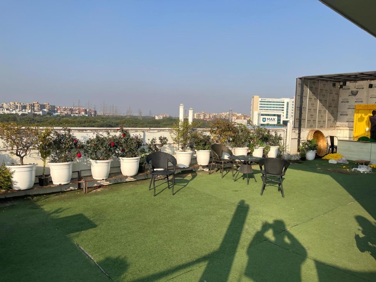 Aerostar Gold - Opposite Max Healthcare Hotel