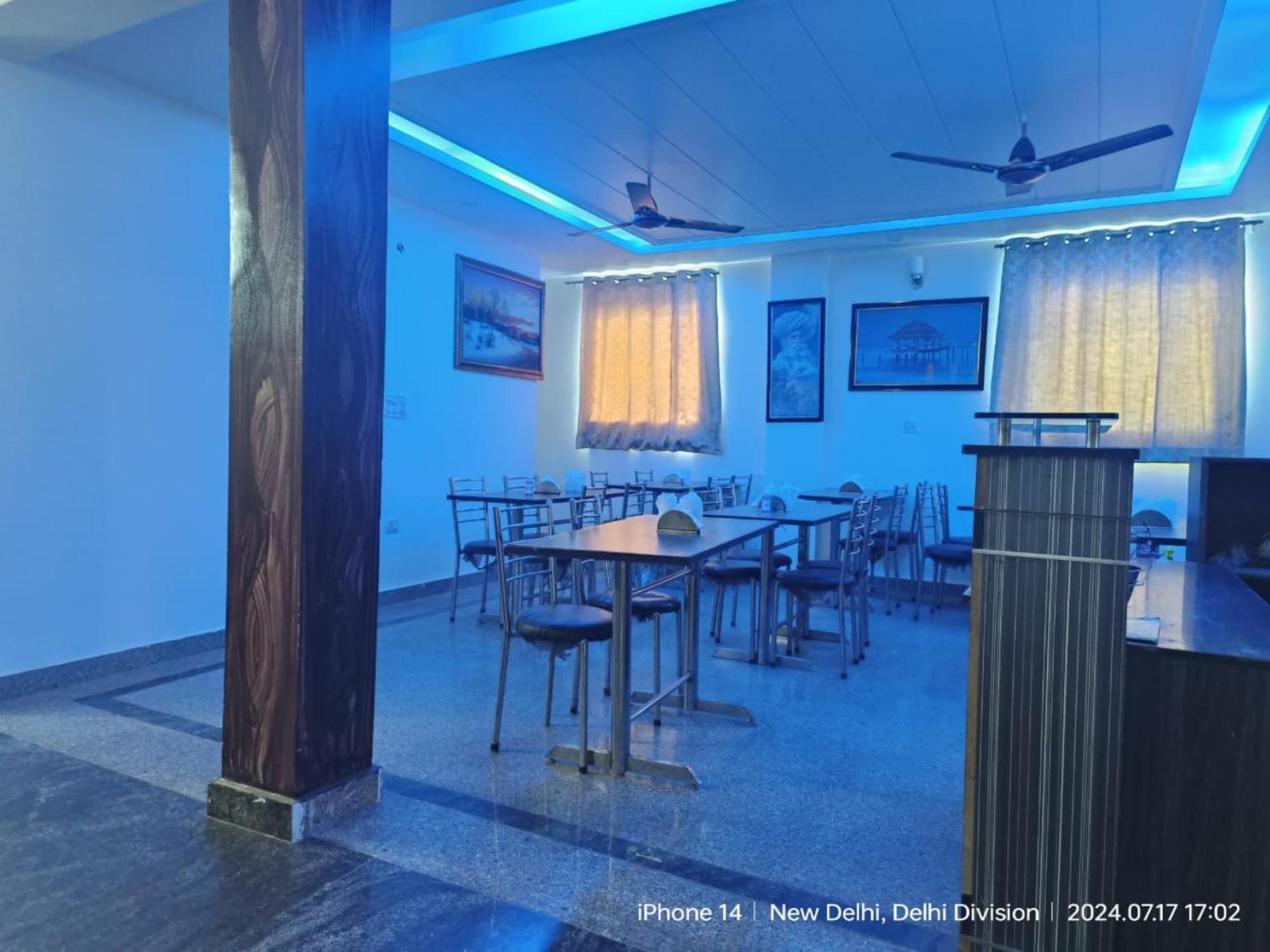Hotel Jet Fox By Aero View Hotel, Delhi Airport 3*