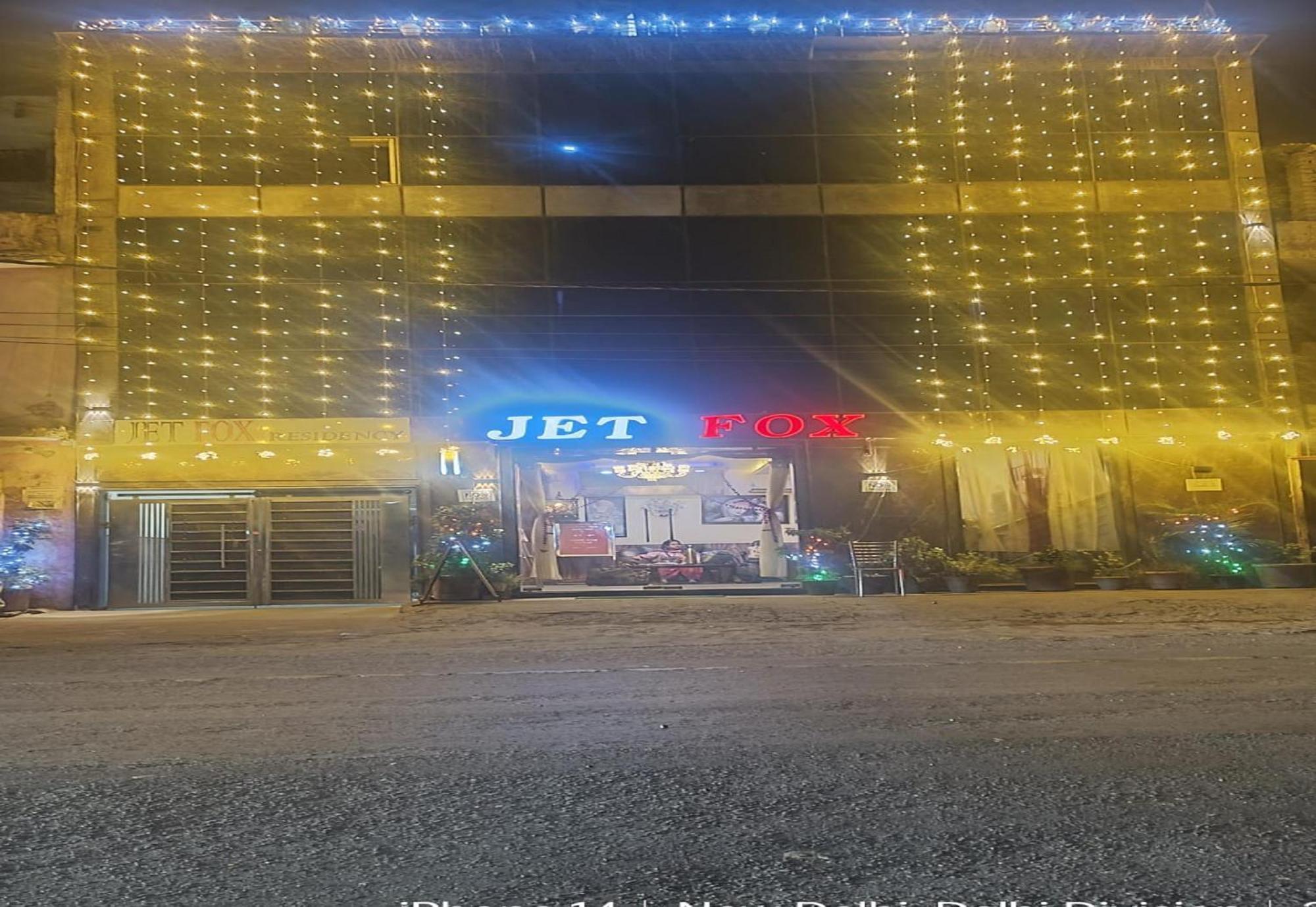 Jet Fox By Aero View Hotel, Delhi Airport