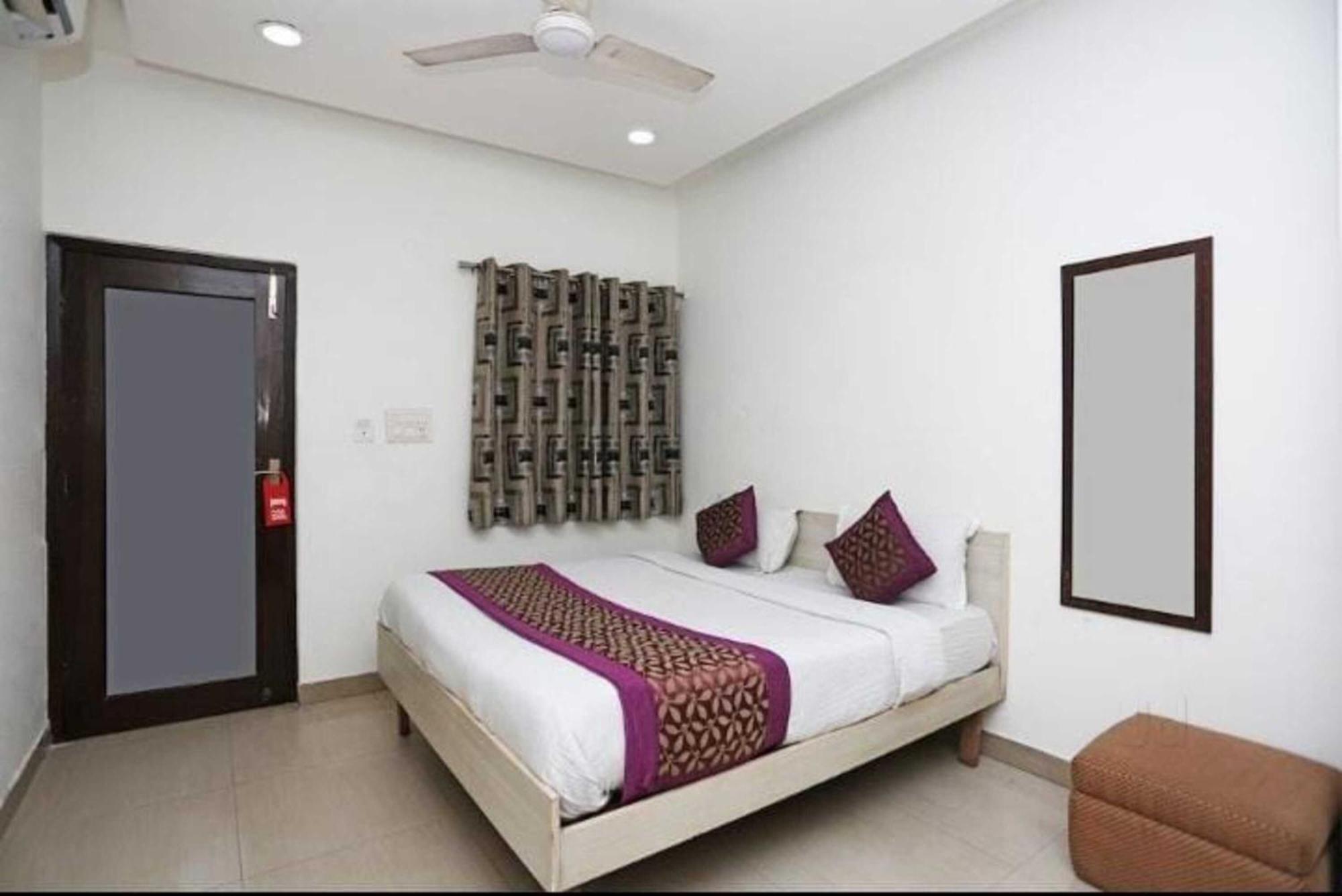 Hotel Bir - Jangpura 3*