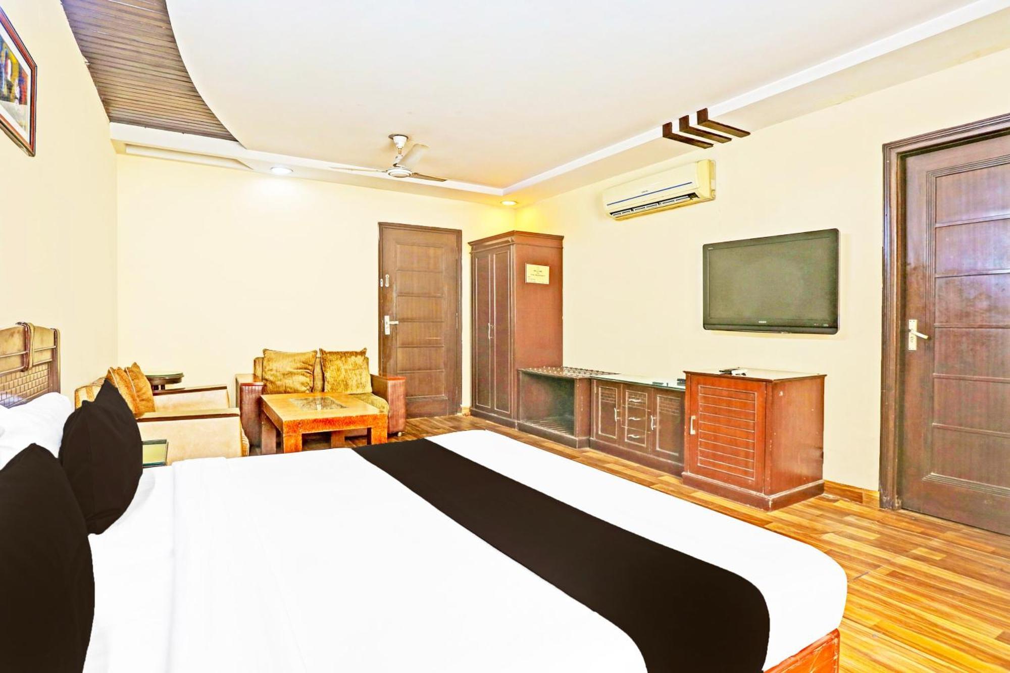 Hotel O Welcome