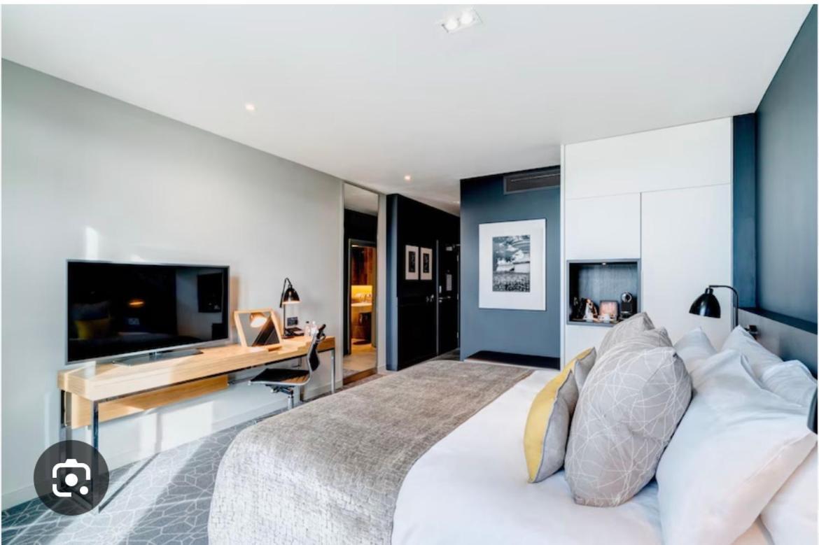 De Moon Residency-national Highway- 8,mahipalpur New Delhi