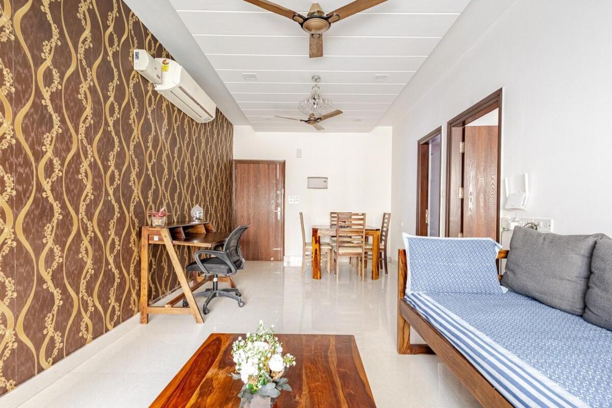 1 Bhk, 2 Bthroms In Vasant Kunj * New Delhi