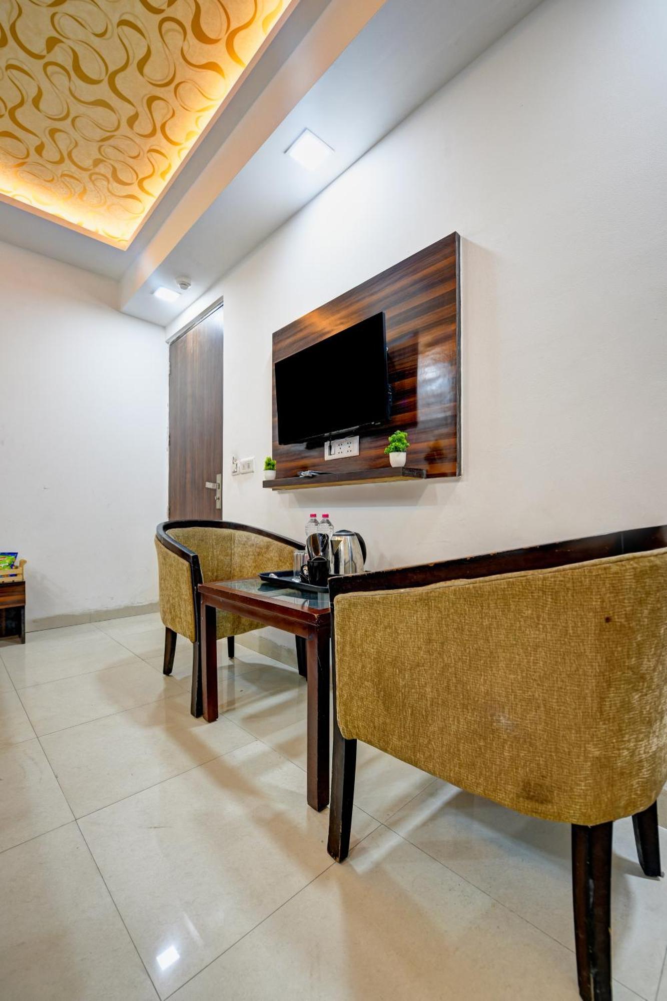 Airport Devrana Hotel 4*