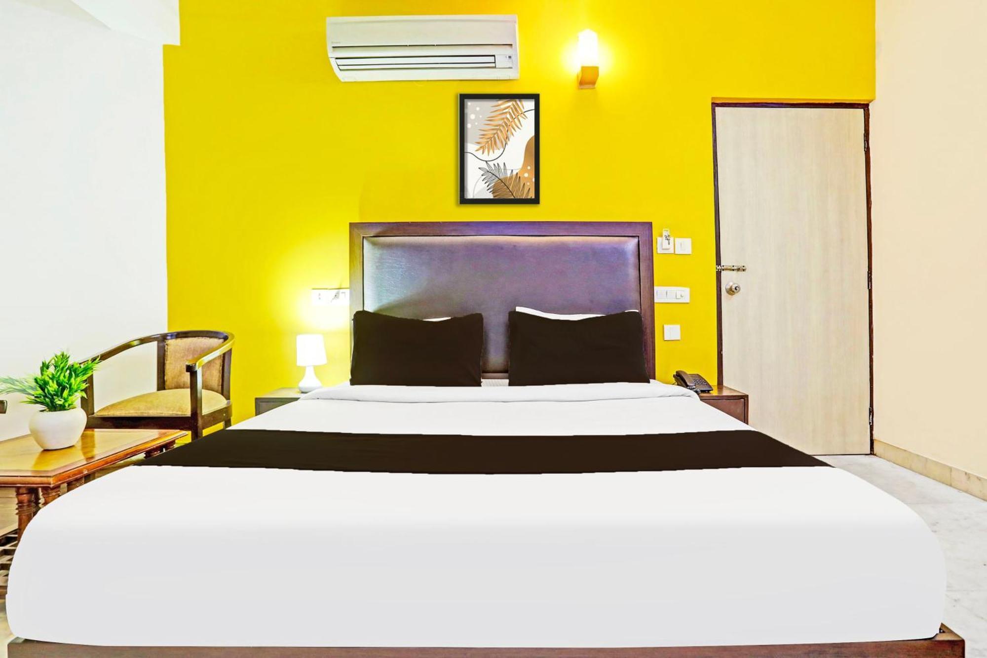 O Embellish Hotel 3*