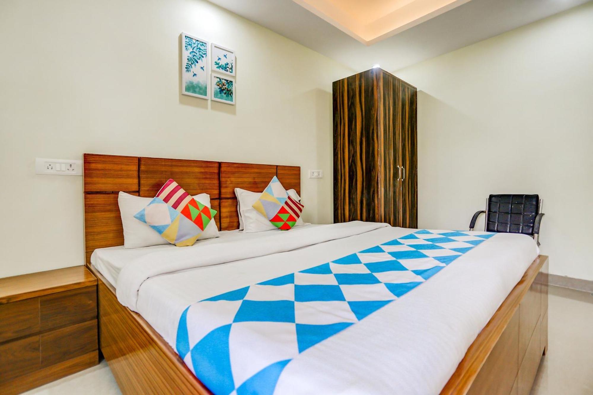 Guest house O Rs Residency 3*