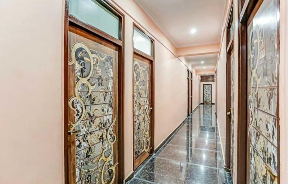 Hotel O Dream Residency New Delhi
