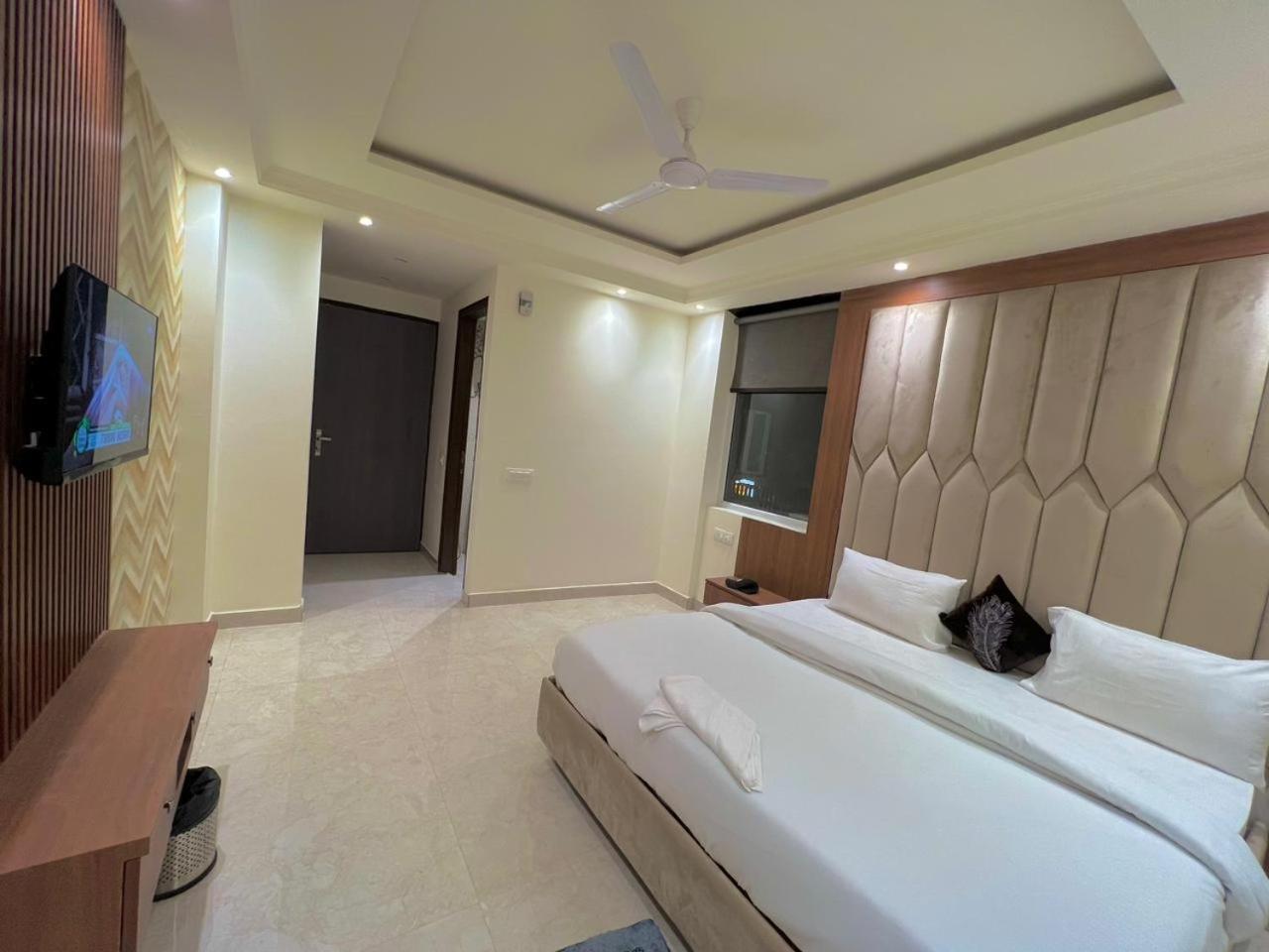 Riverb Hotel New Delhi