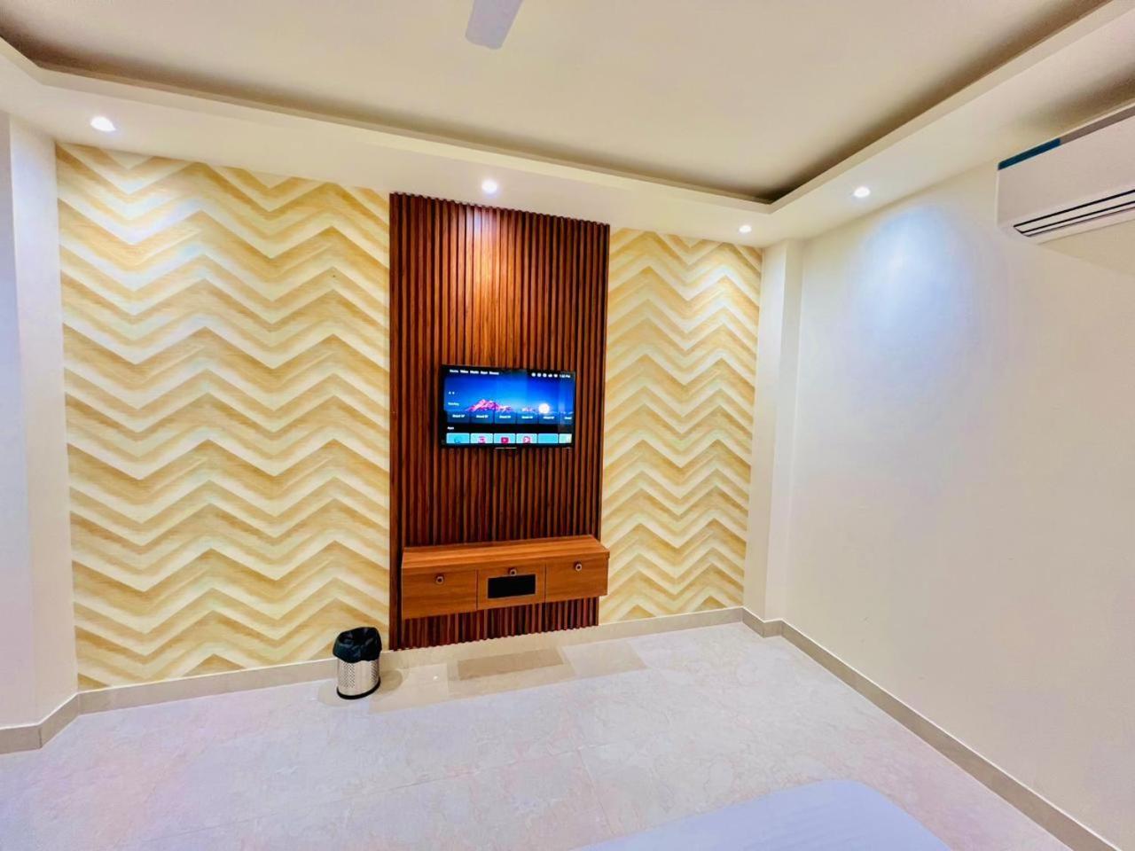 Hotel Riverb New Delhi