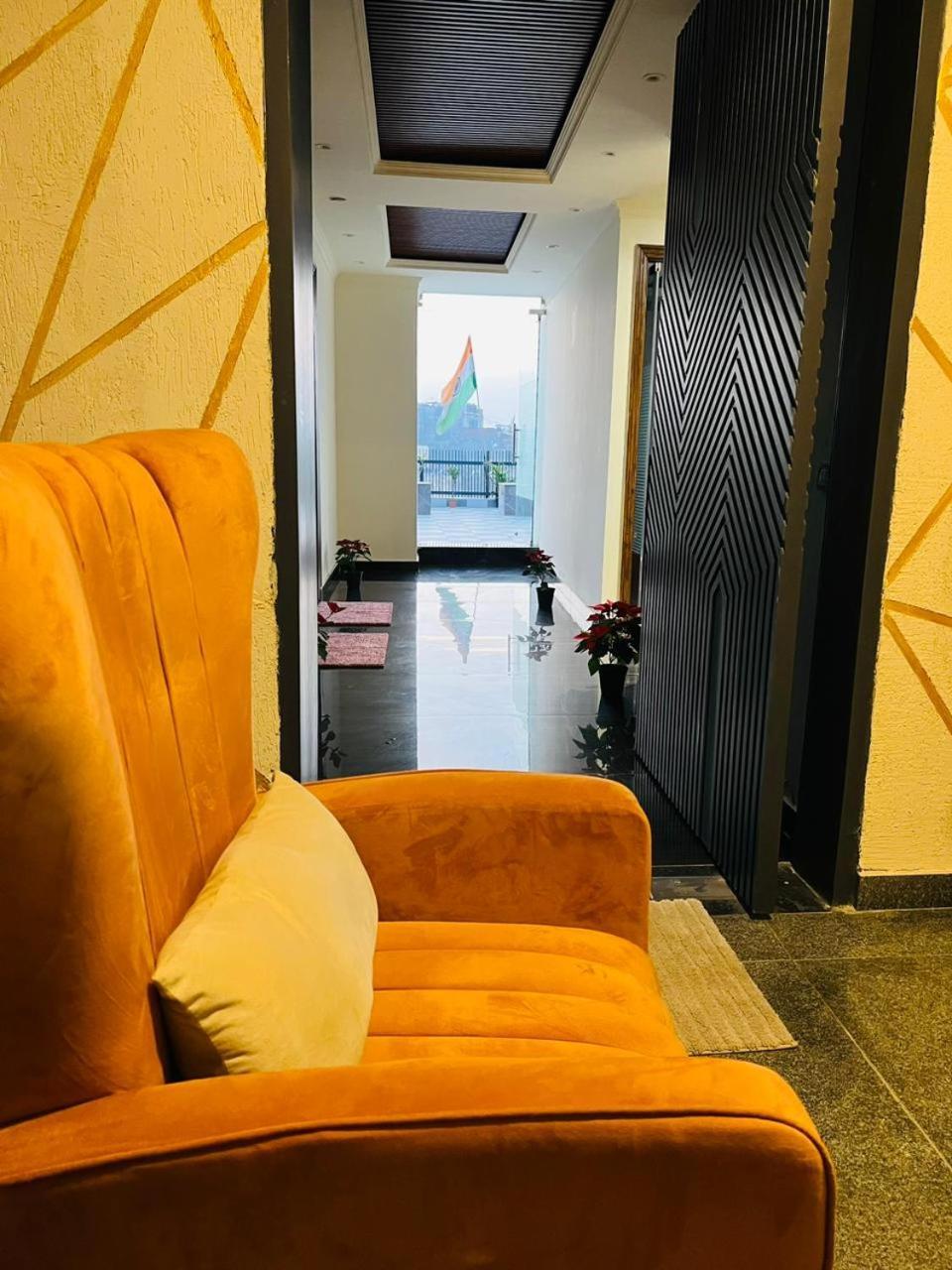 Riverb Hotel 3*