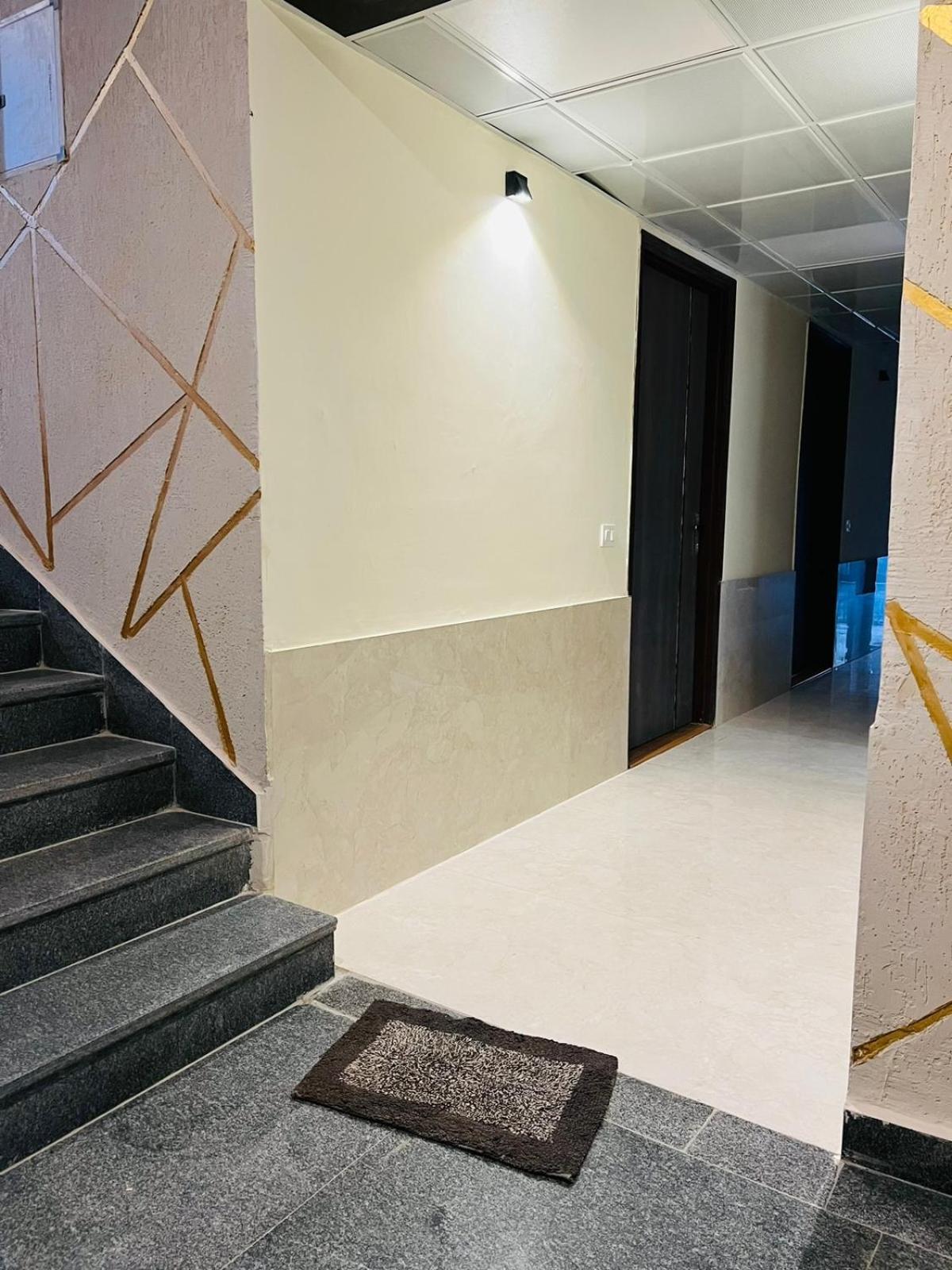 Riverb Hotel 3*