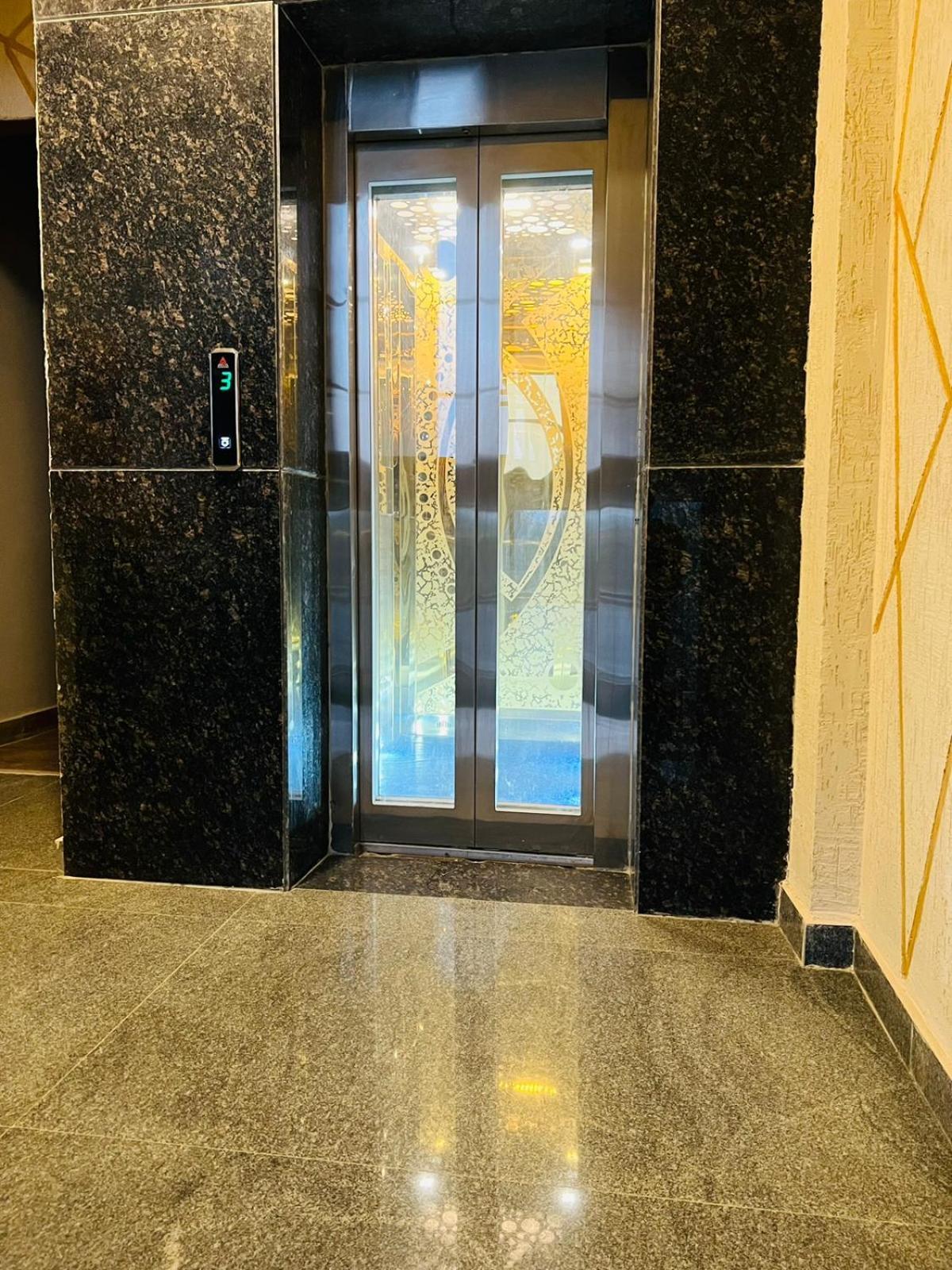 Riverb Hotel