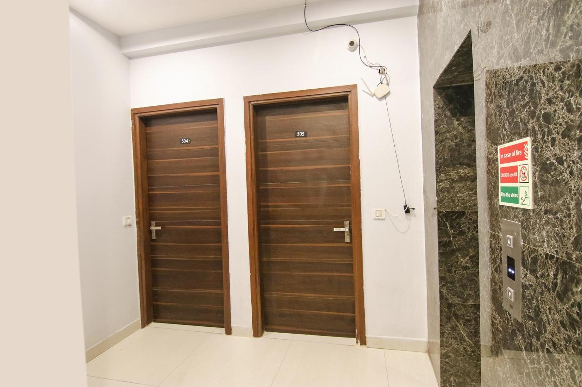 Fabhotel Aerosky - Nr Yashobhoomi Convention Centre Hotel 3*