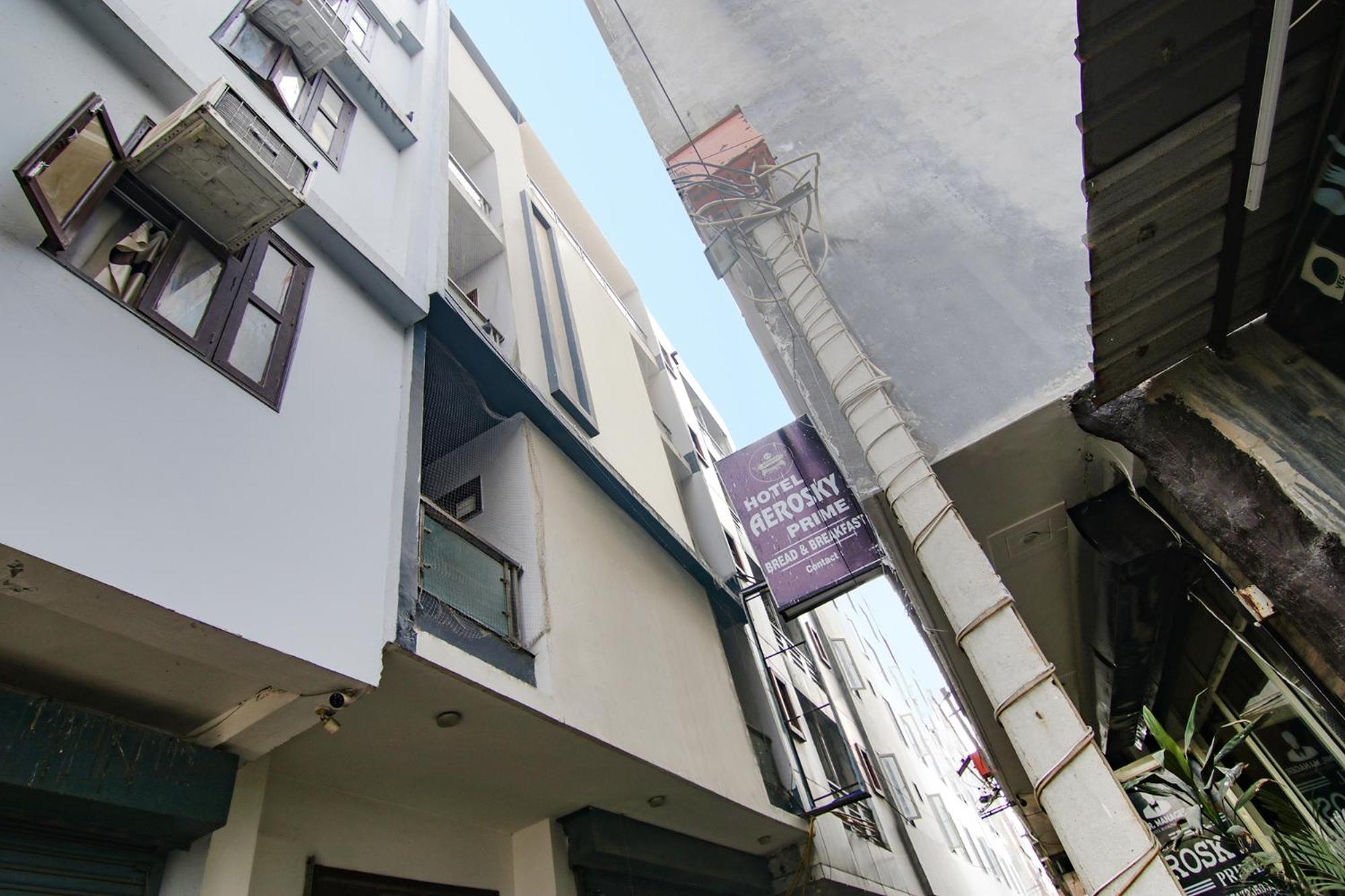 Fabhotel Aerosky - Nr Yashobhoomi Convention Centre