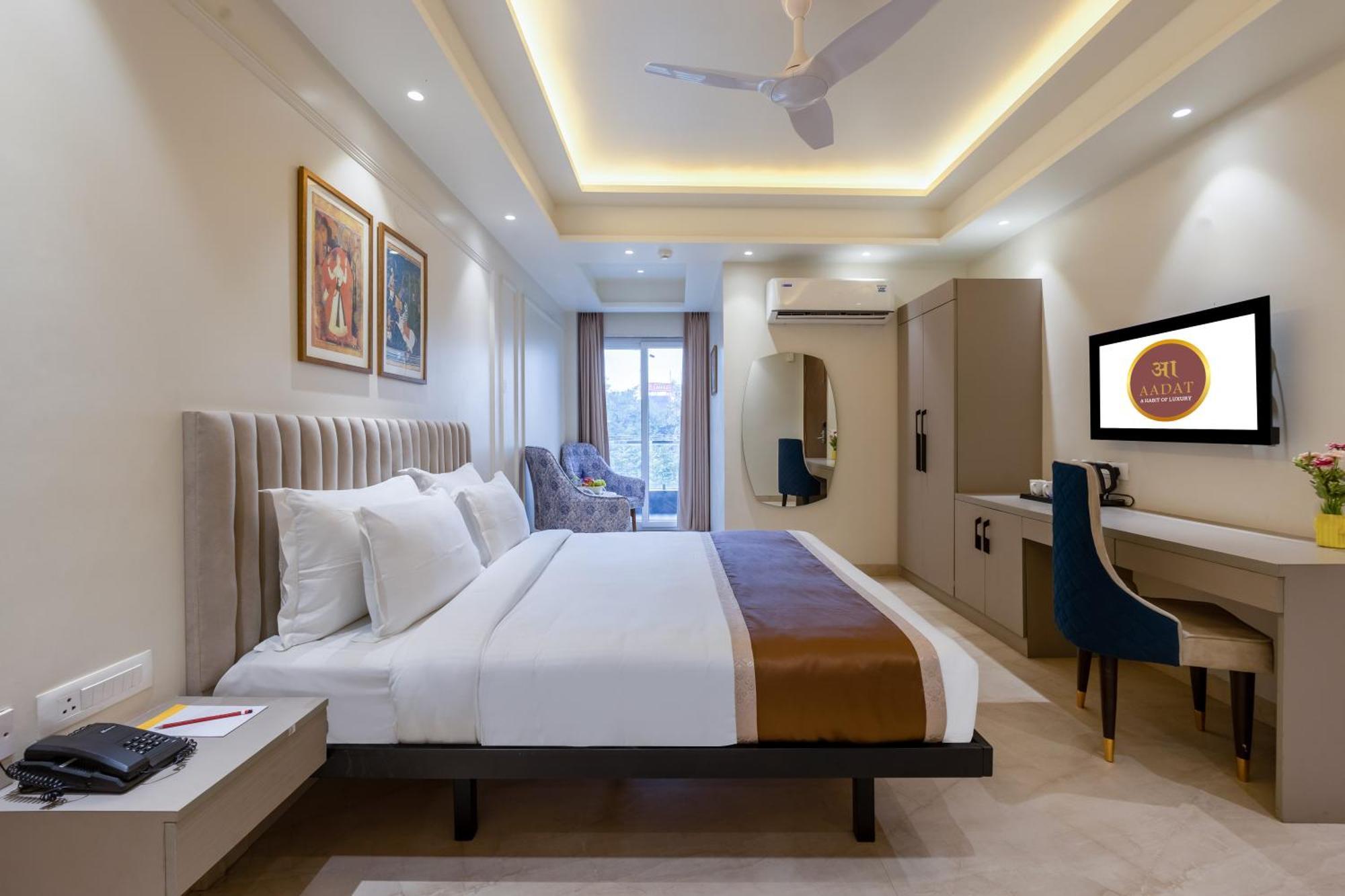 West Igi Airport Delhi 4*