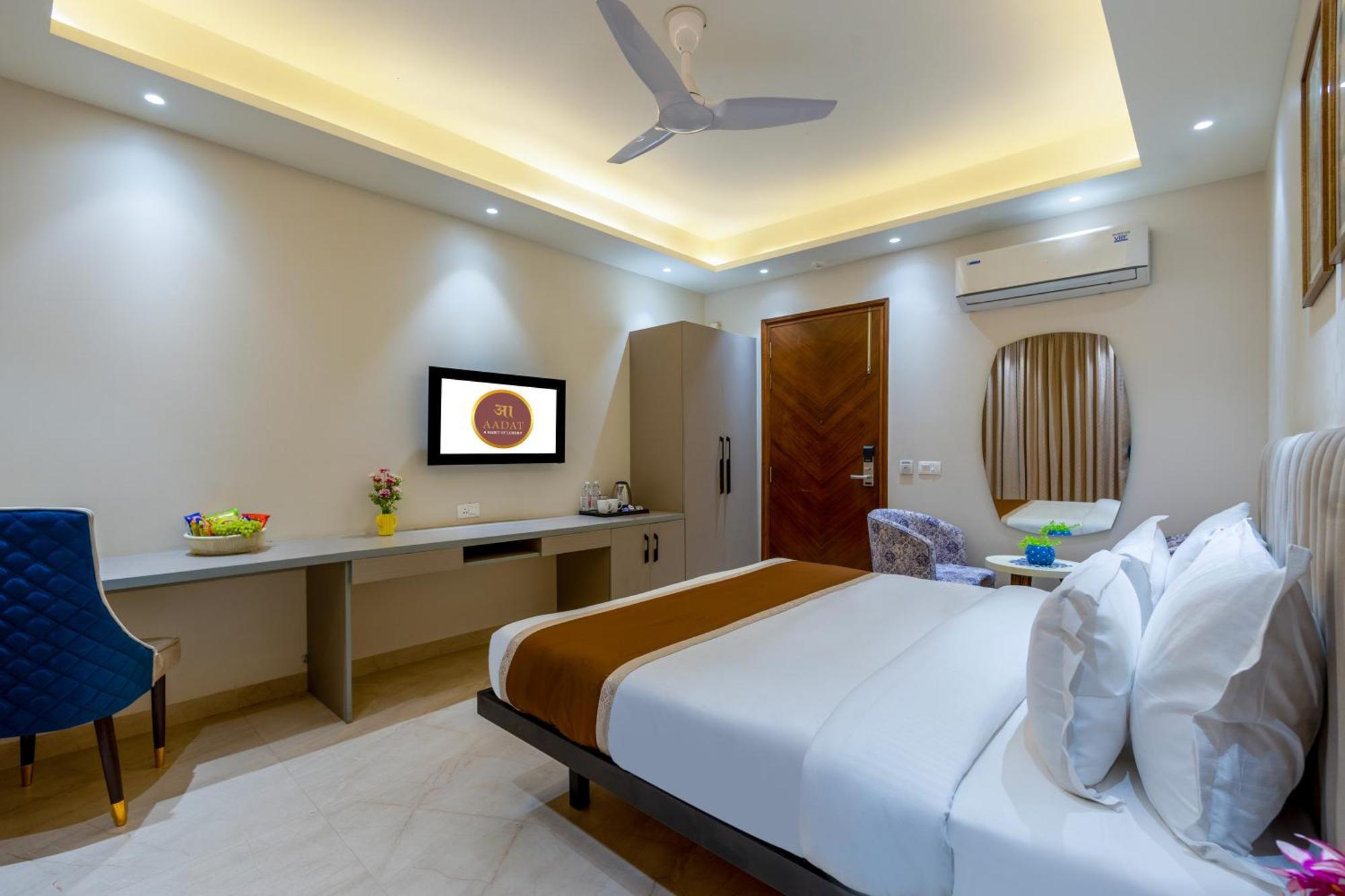 Hotel West Igi Airport Delhi 4*