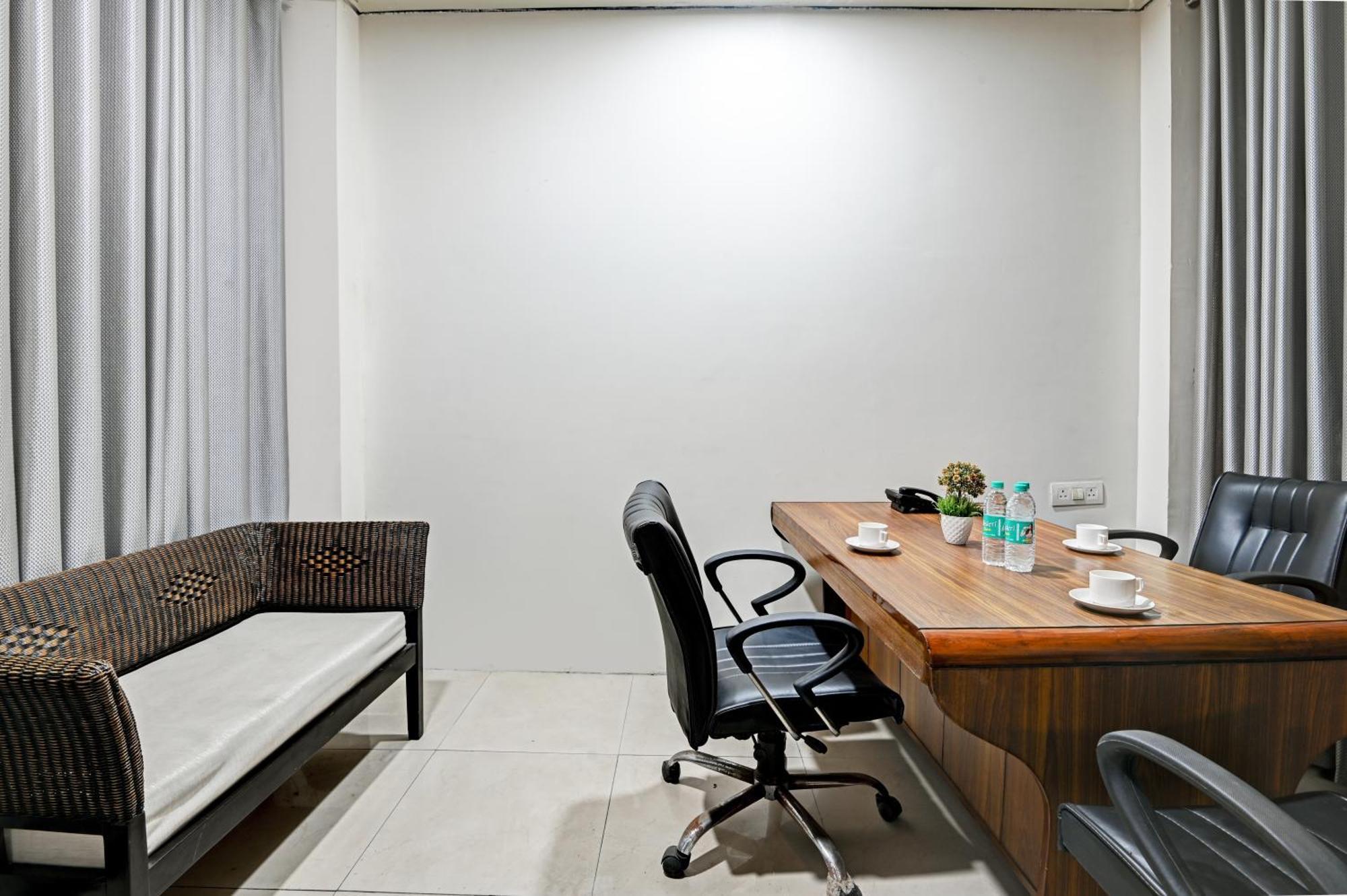 Hotel New Ammby - Lajpat Nagar New Delhi