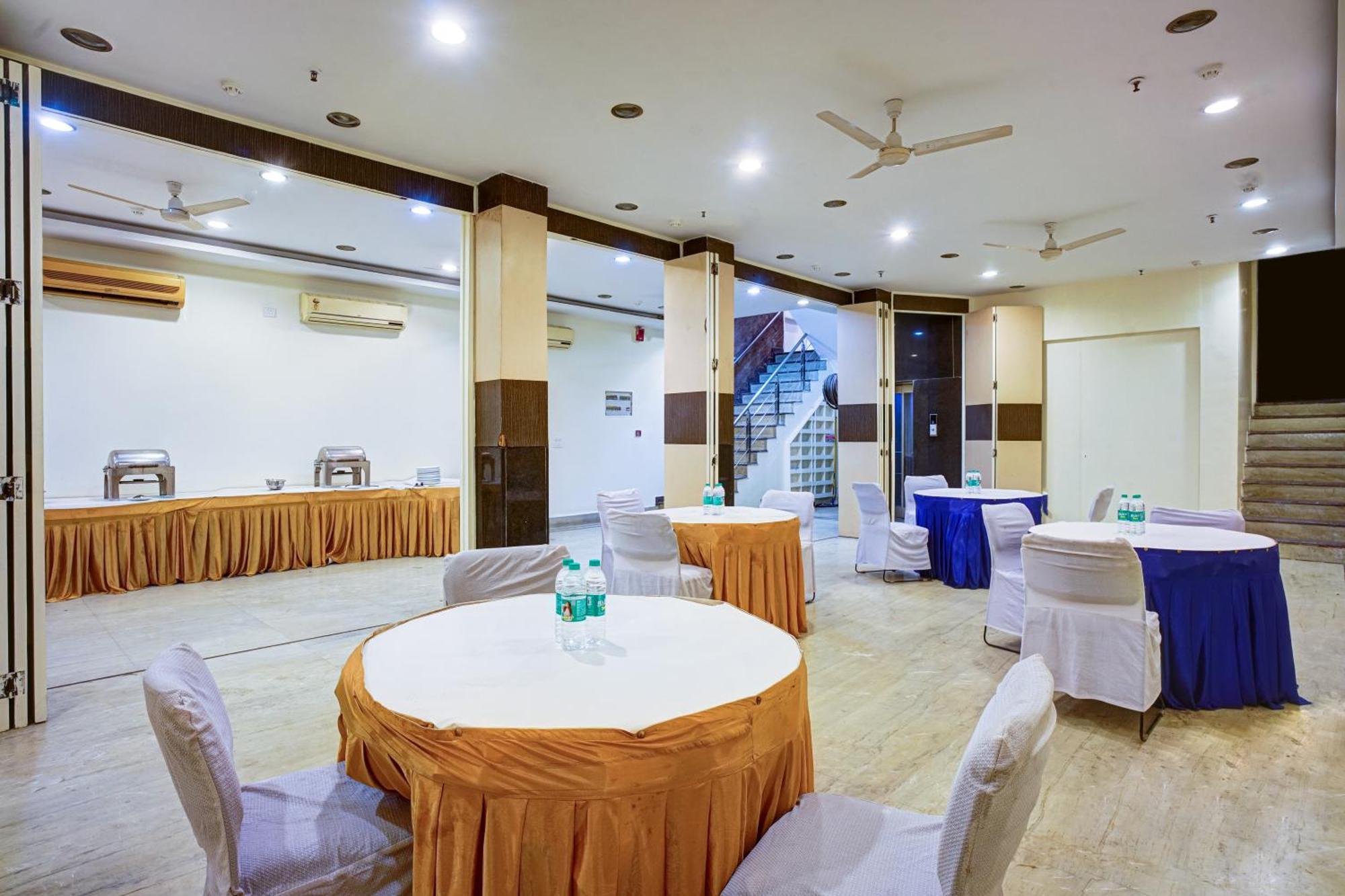 New Ammby - Lajpat Nagar Hotel