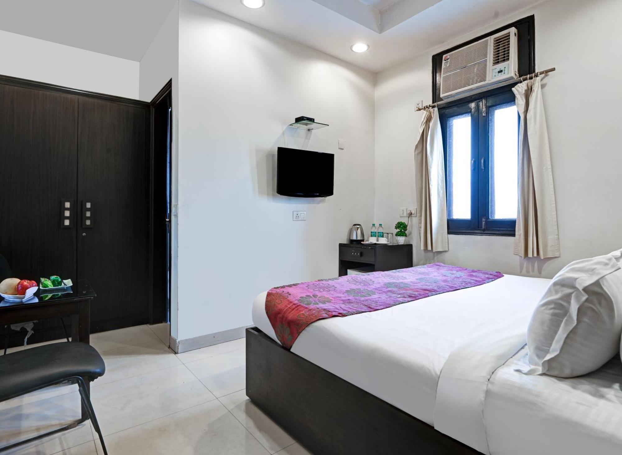 New Ammby - Lajpat Nagar Hotel New Delhi