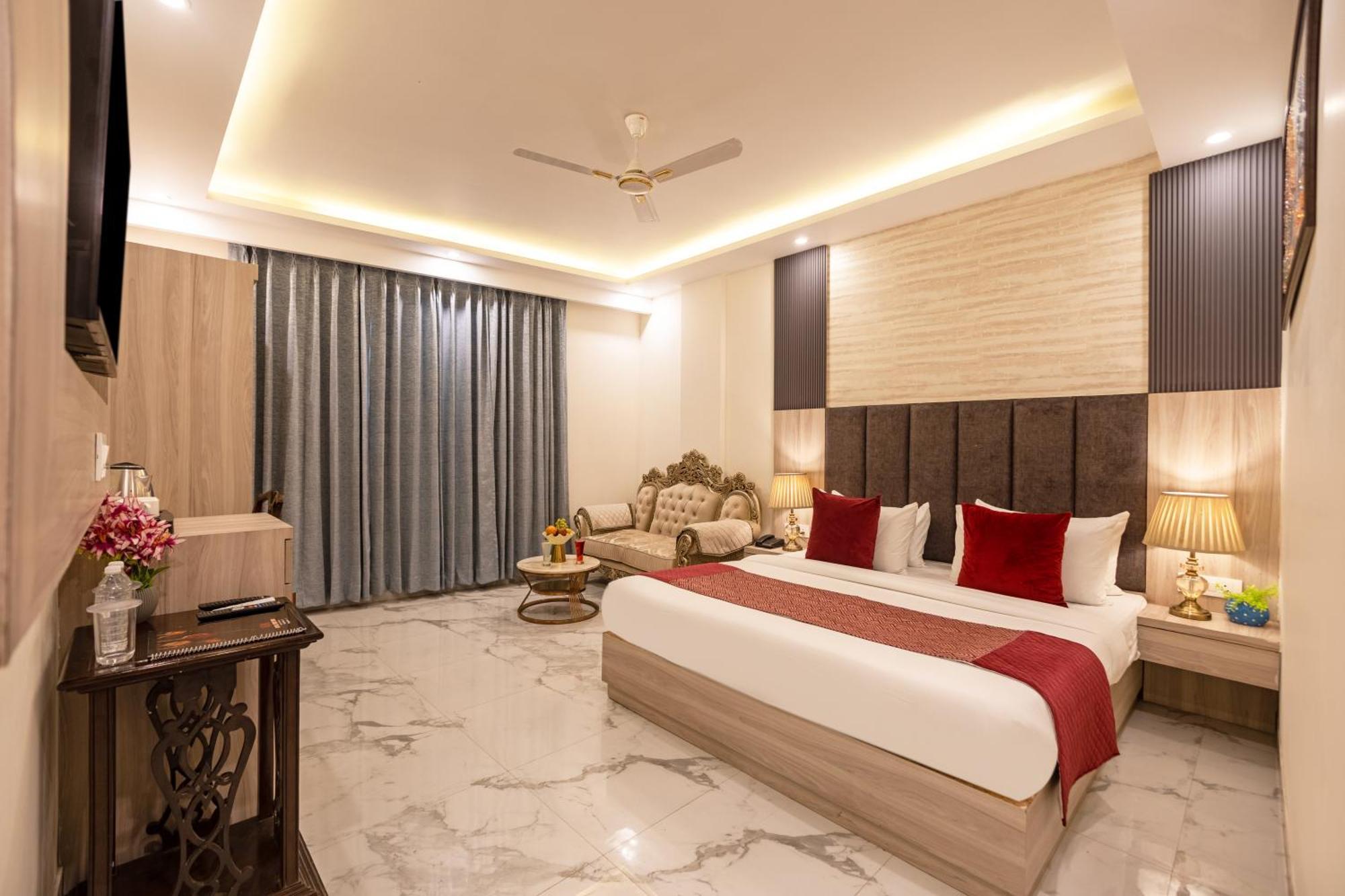 Hotel Hotel Lemon Wood By East End Delhi Airport