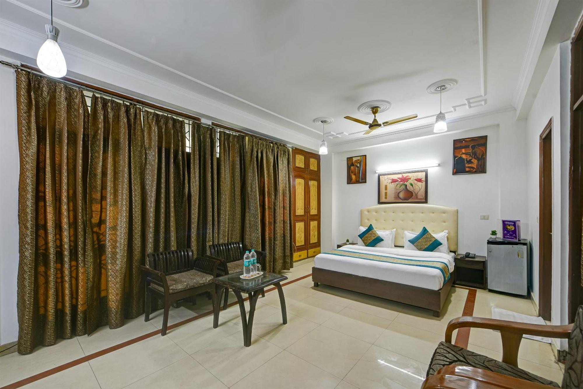 Ad Residency Hotel New Delhi