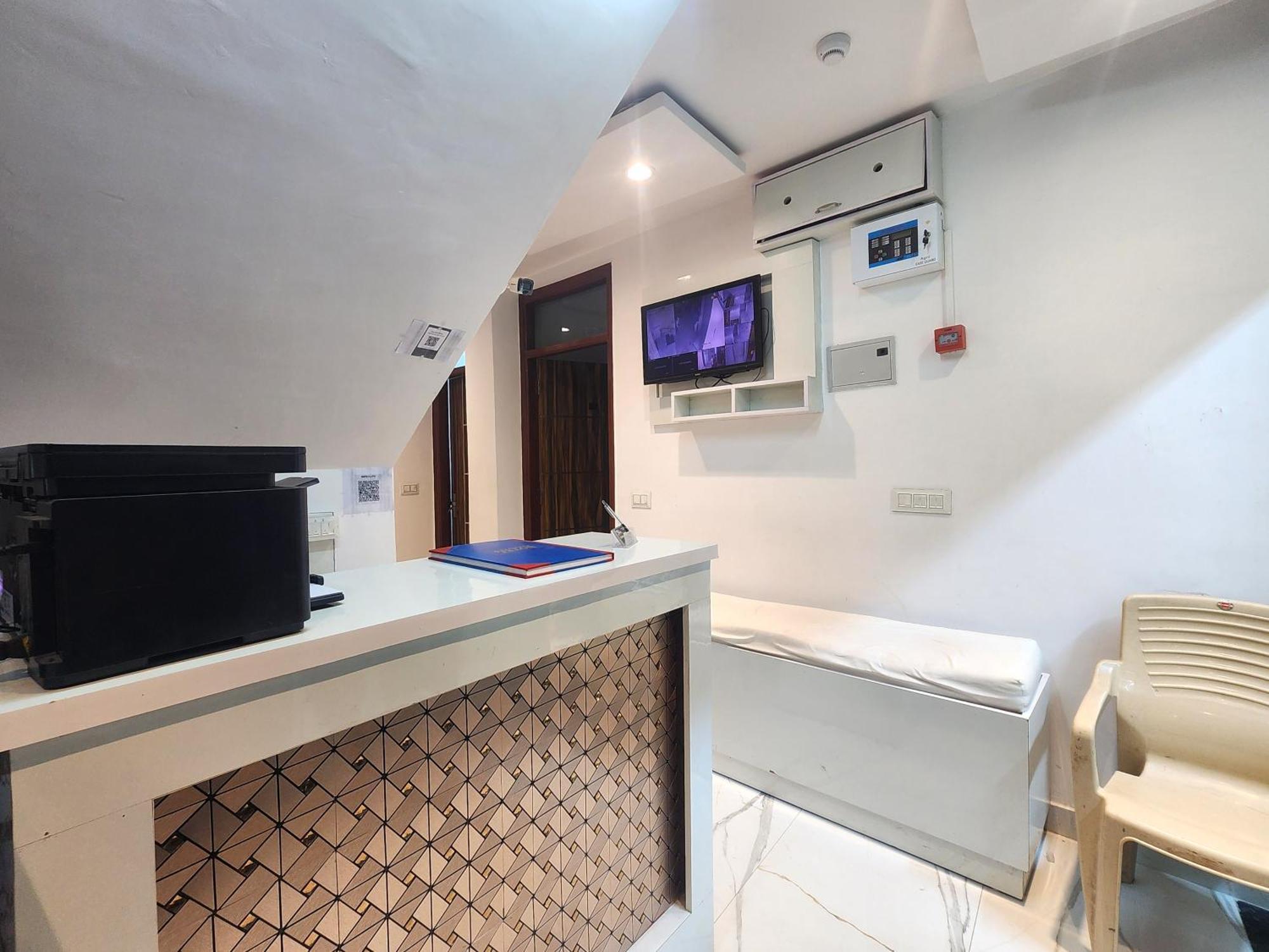 Yes Sir Dx Hotel 3*