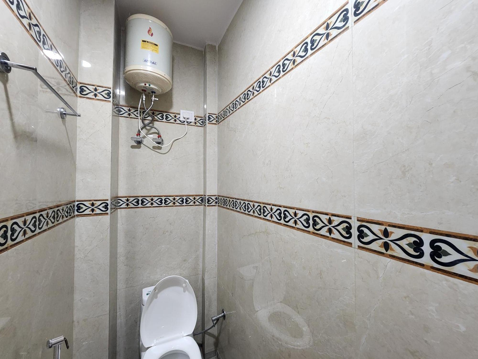 Yes Sir Dx Hotel New Delhi