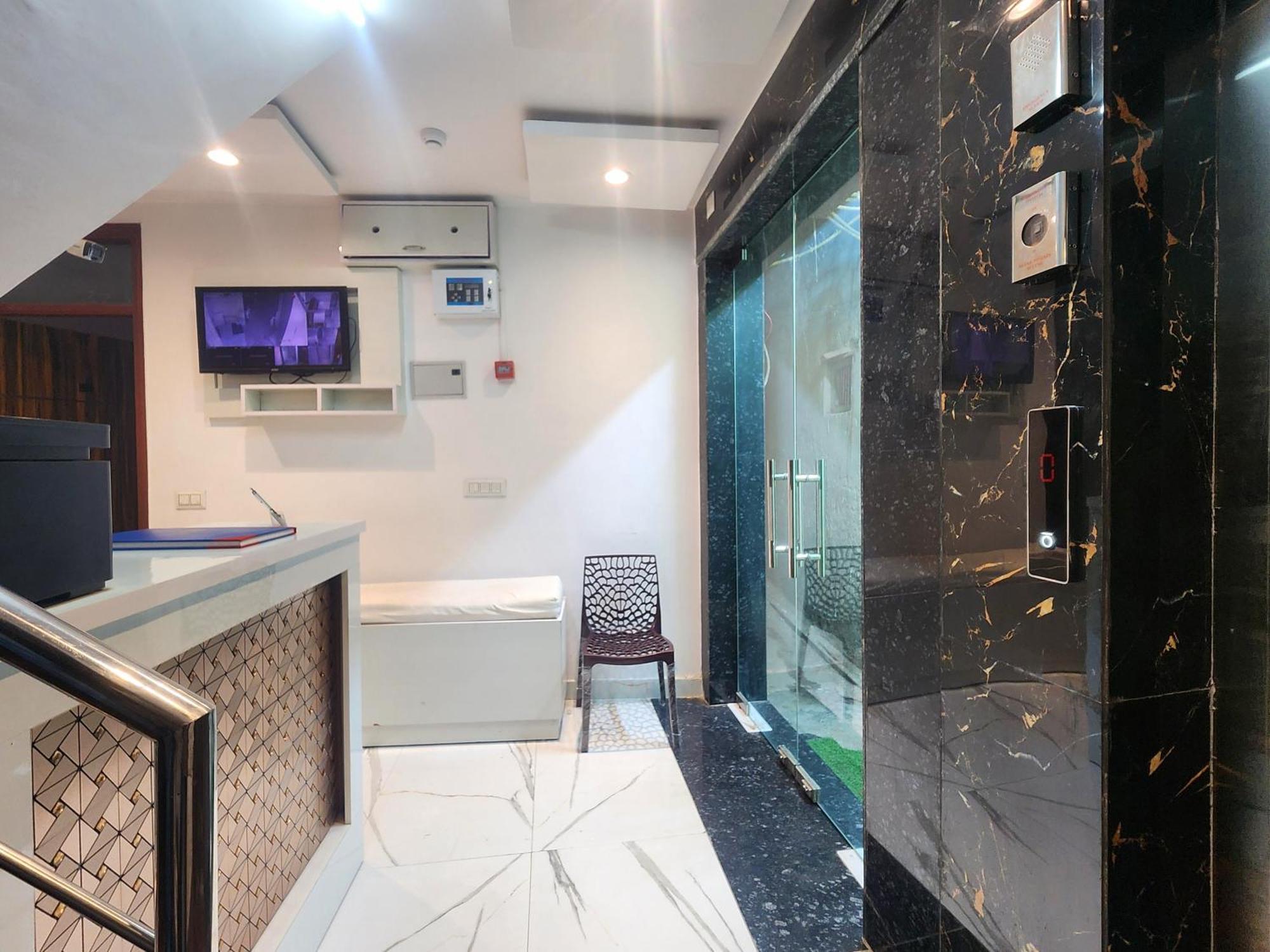 Yes Sir Dx Hotel 3*