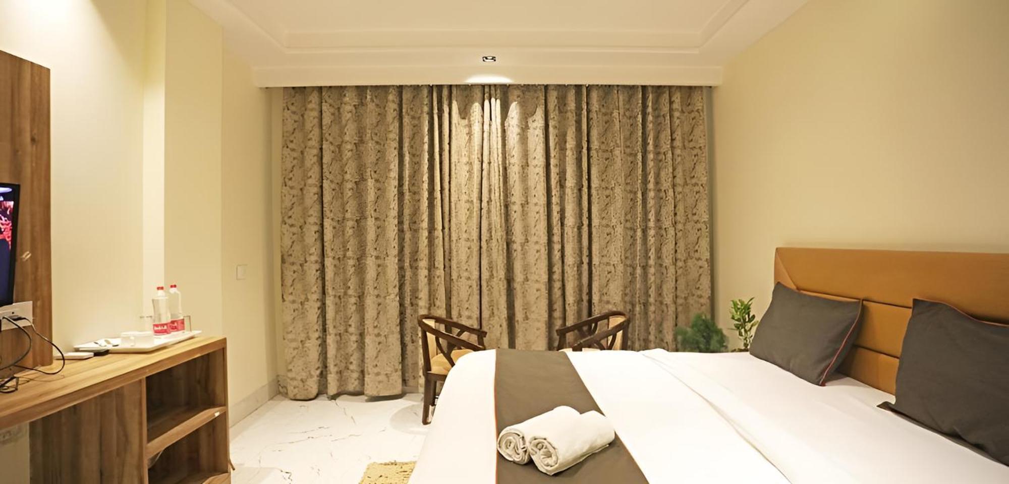 Gl House Near Delhi Airport Mahipalpur Hotel