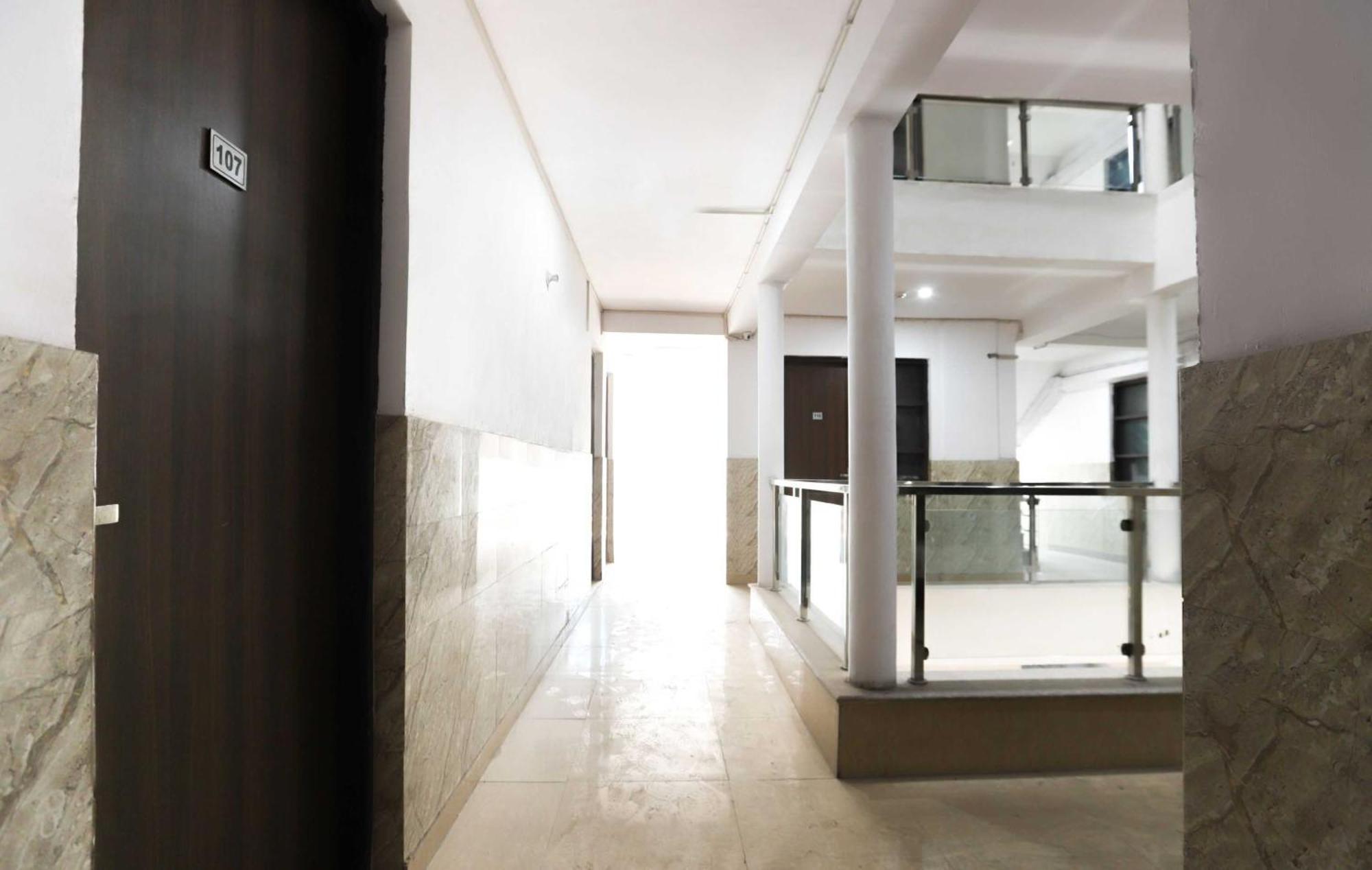 Hotel O Noida