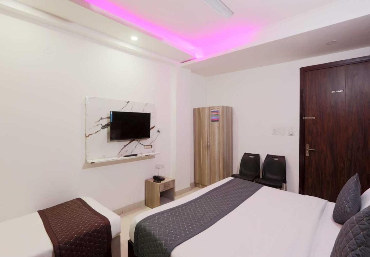 Hotel O Travel Nova Deli