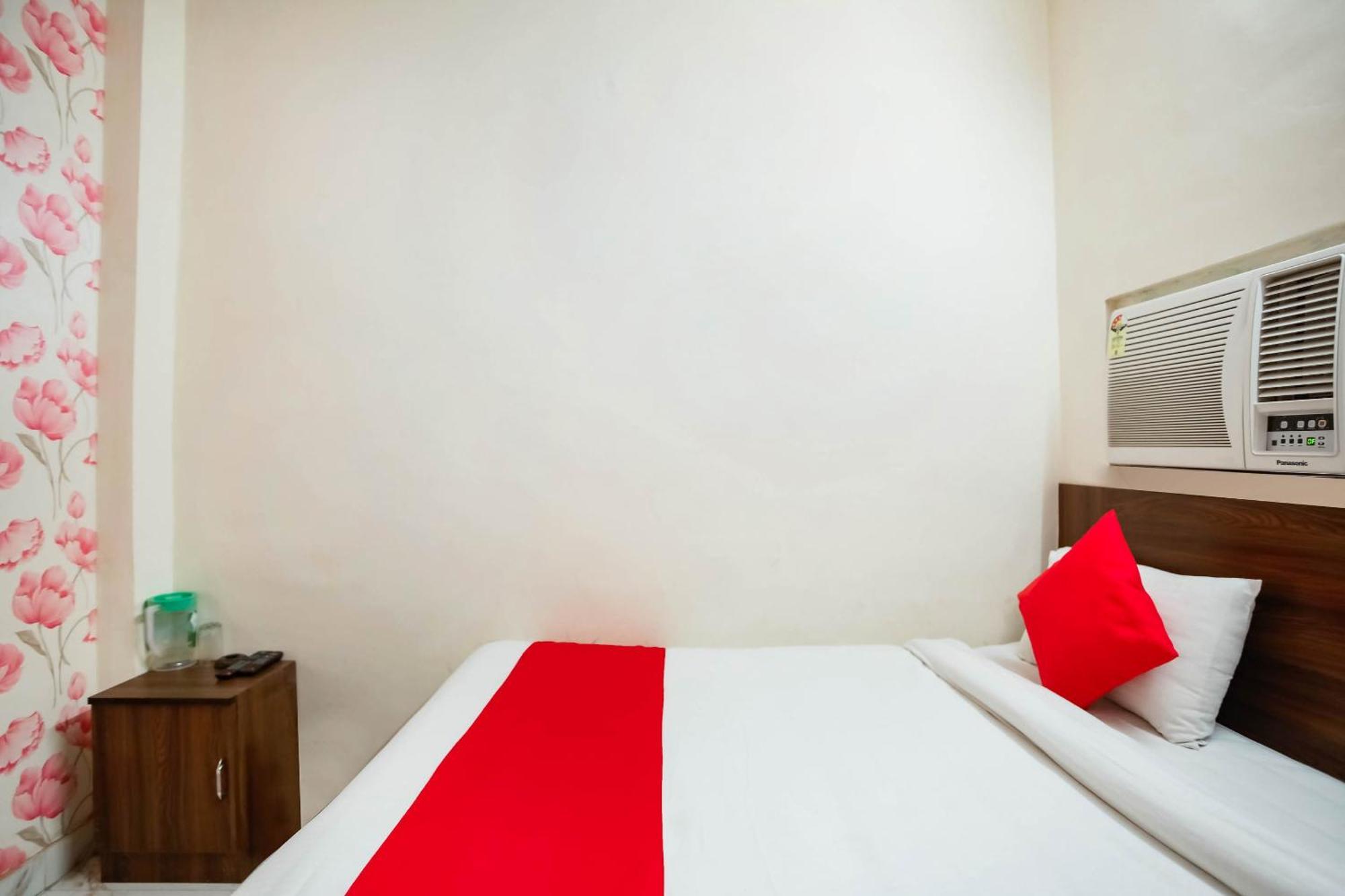 O Discovery Hotel 3*