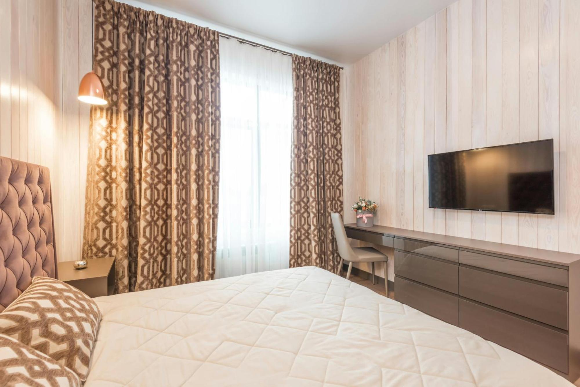 Hotel Grand Ambs Near Igi Airport
