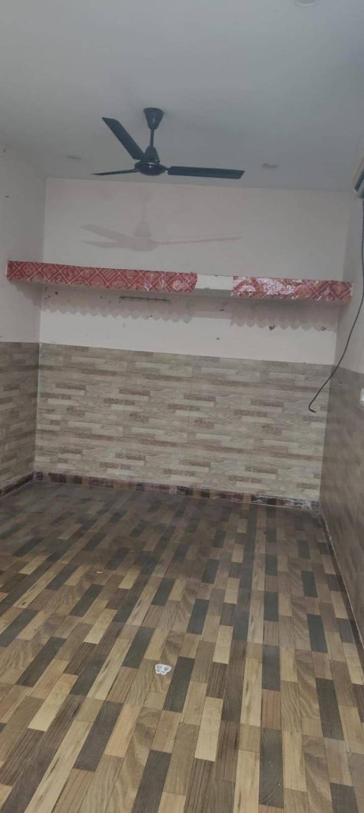 One Bhk In South Delhi