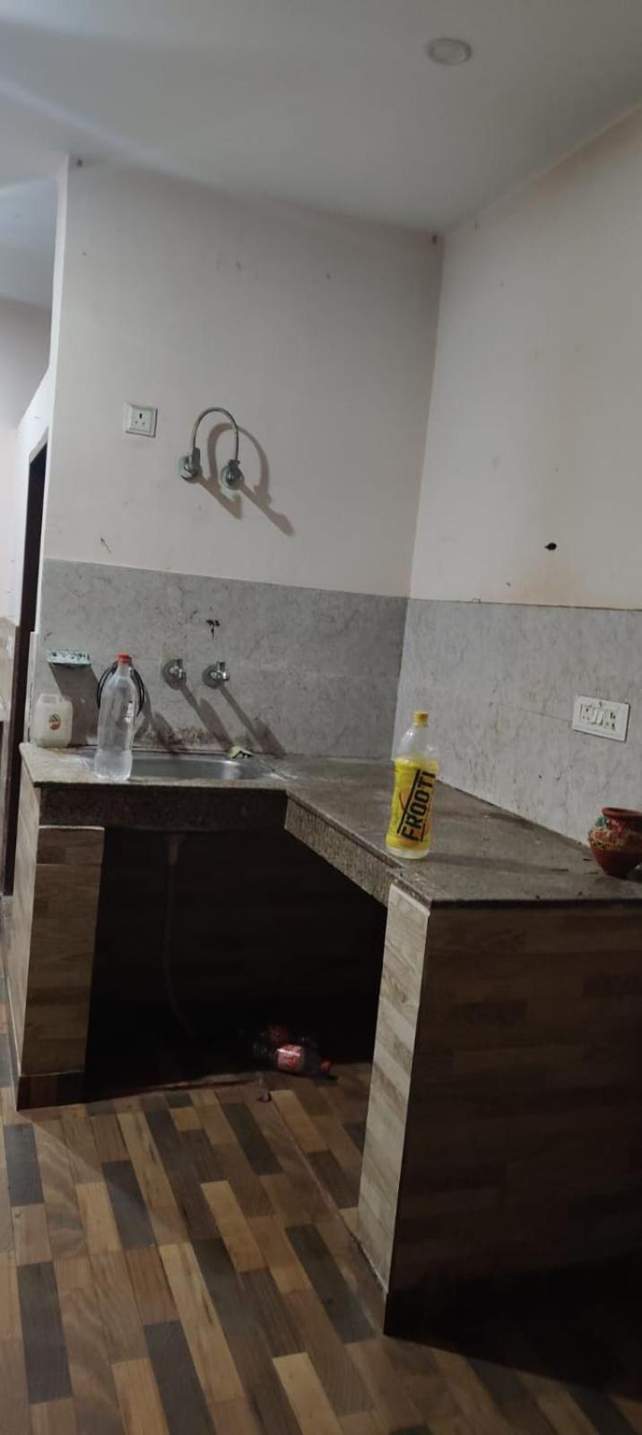 One Bhk In South Delhi *