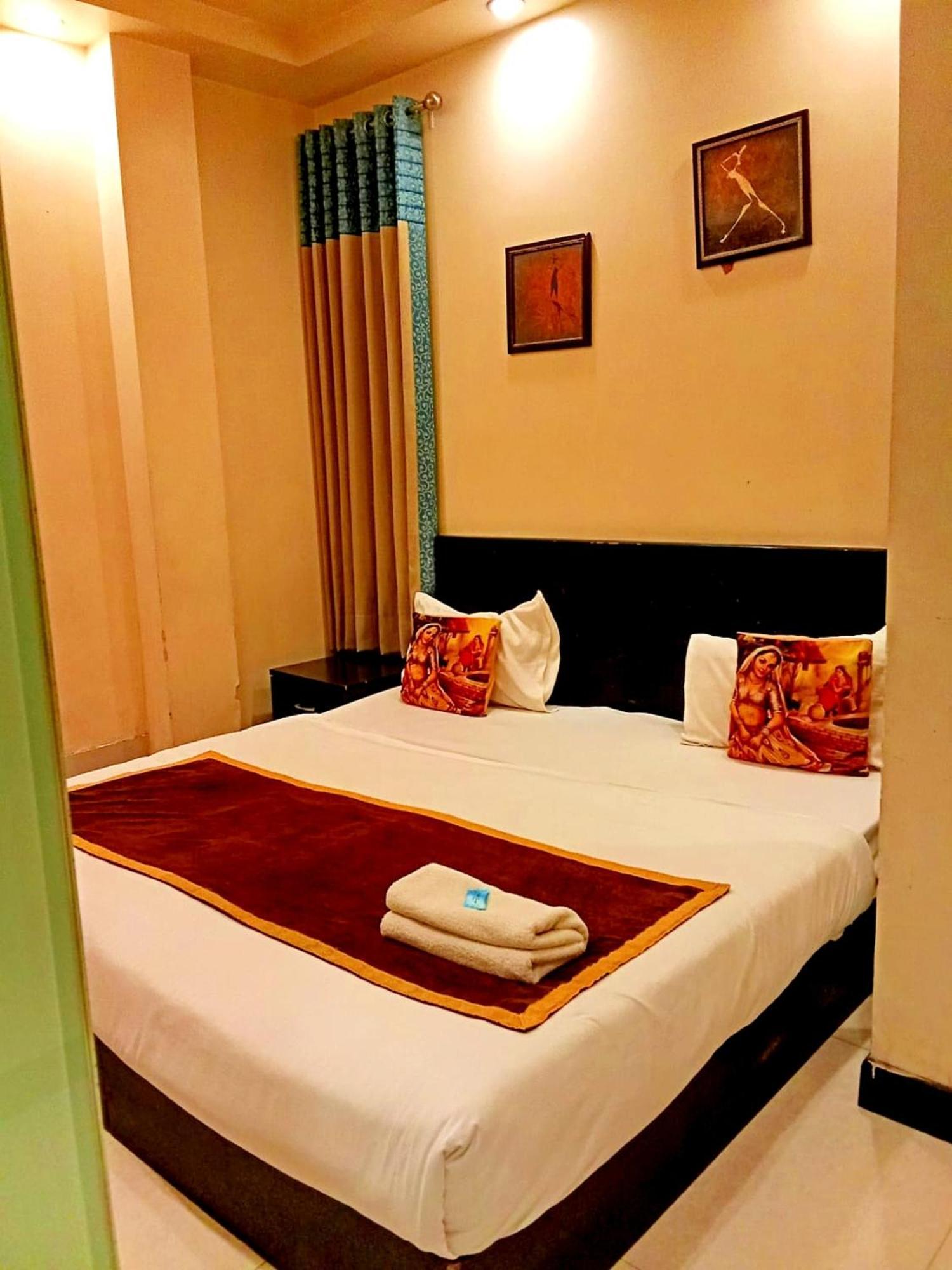 Hotel Grand In - Paschim Vihar 4*